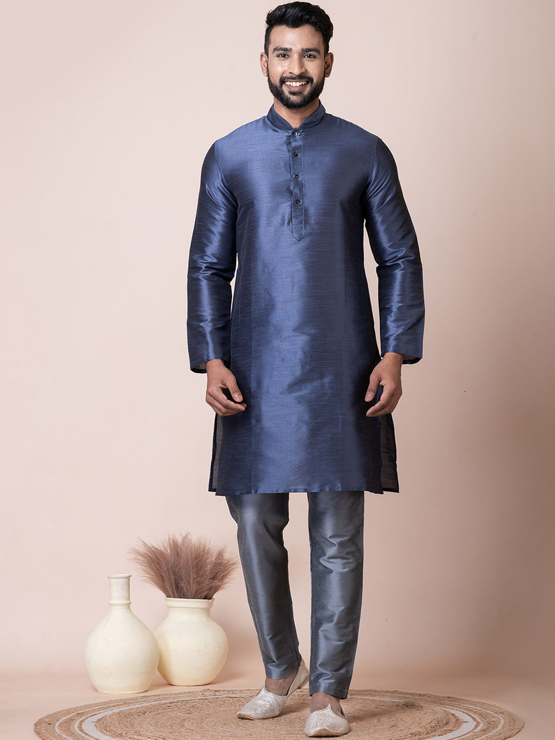 HERE&NOW Grey Mandarin Collar Long Sleeves Regular Straight Kurta
HERE&NOW Grey Mandarin Collar Long Sleeves Regular Straight Kurta