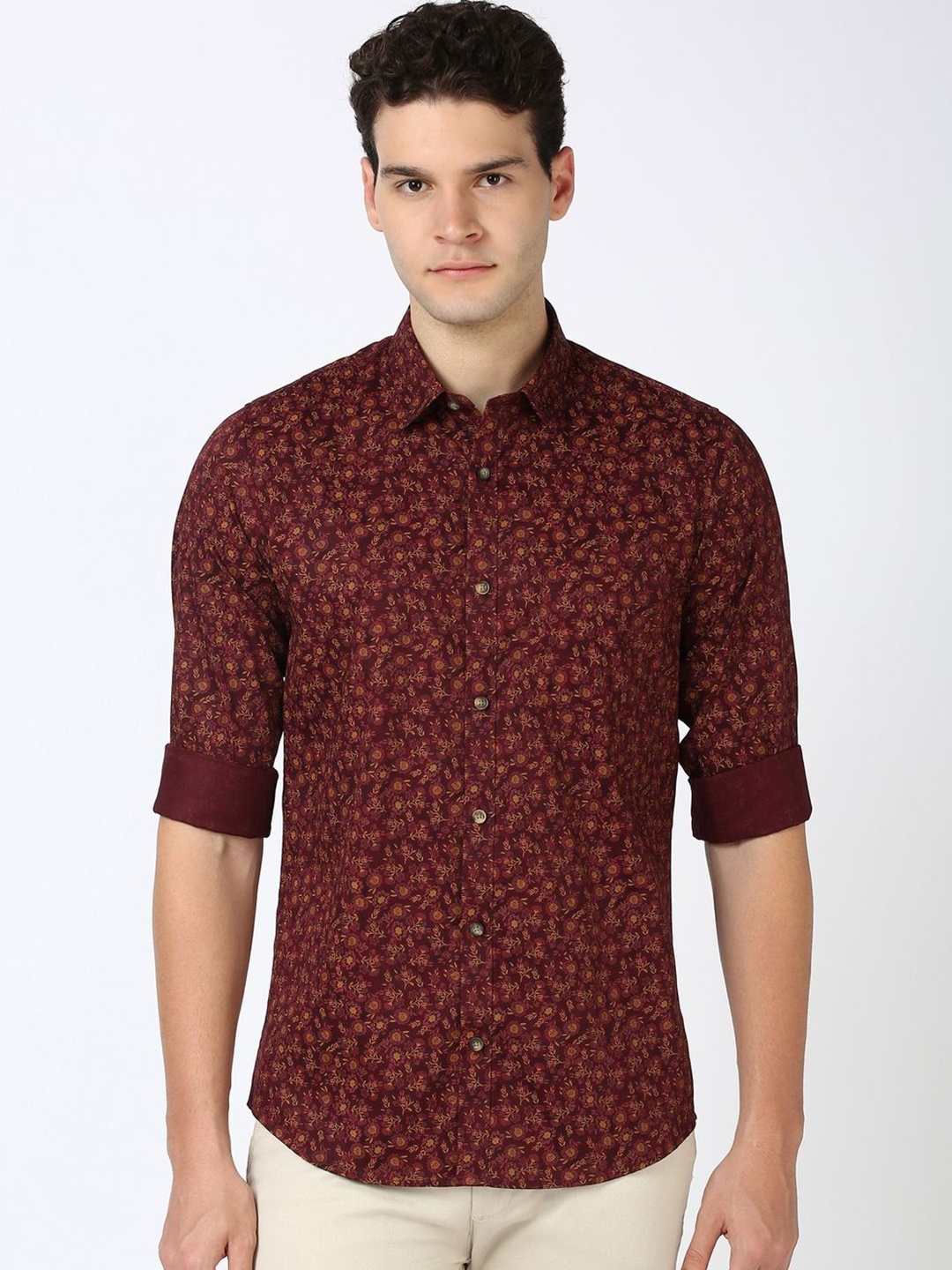 Peter England Casuals Men Spread Collar Floral Printed Cotton Slim Fit Casual Shirt, Maroon
Peter England Casuals Men Spread Collar Floral Printed Cotton Slim Fit Casual Shirt, Maroon