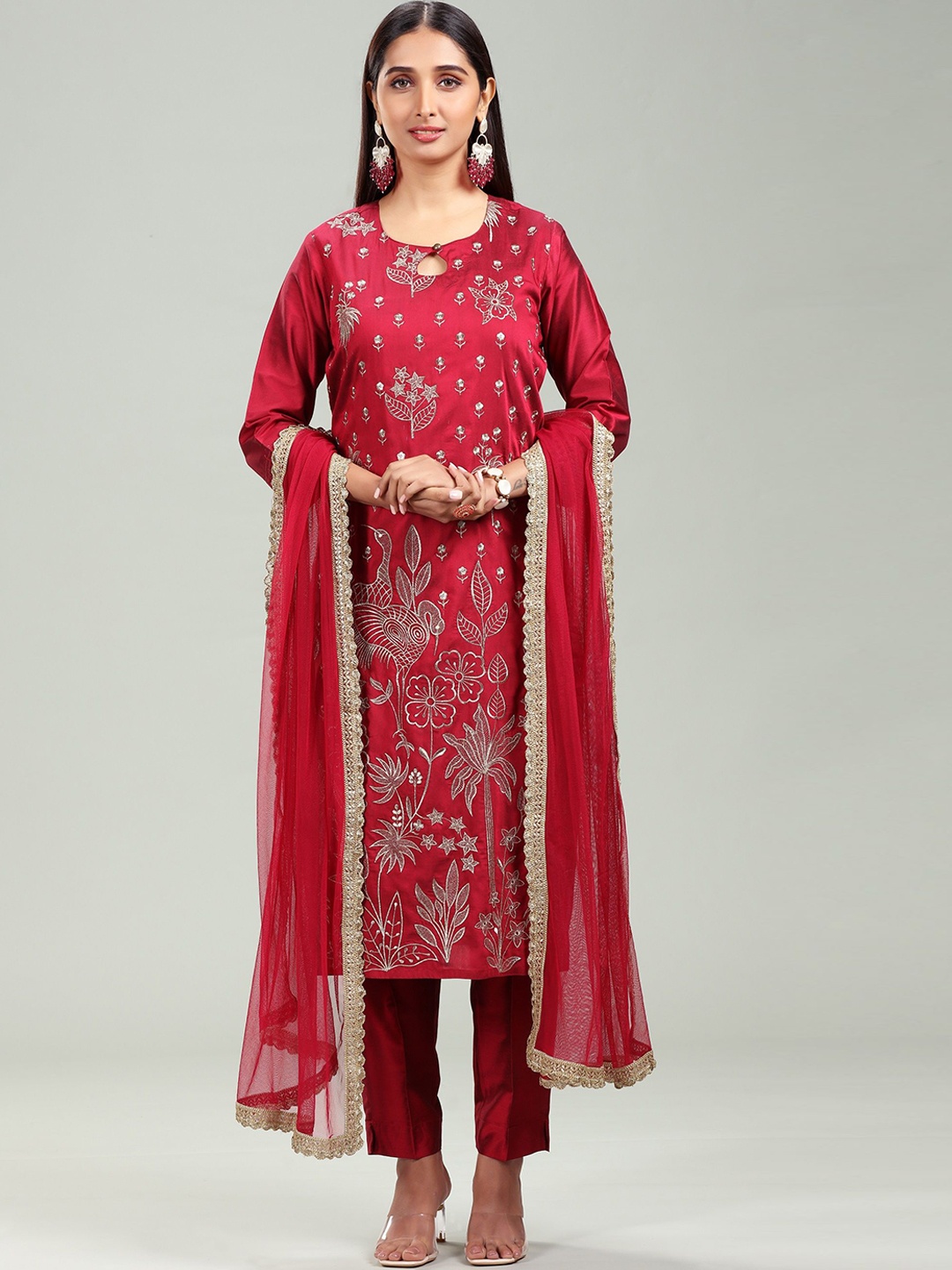COTTON CULTURE Floral Embroidered Regular Straight Kurta With Trouser With Dupatta, Maroon
COTTON CULTURE Floral Embroidered Regular Straight Kurta With Trouser With Dupatta, Maroon