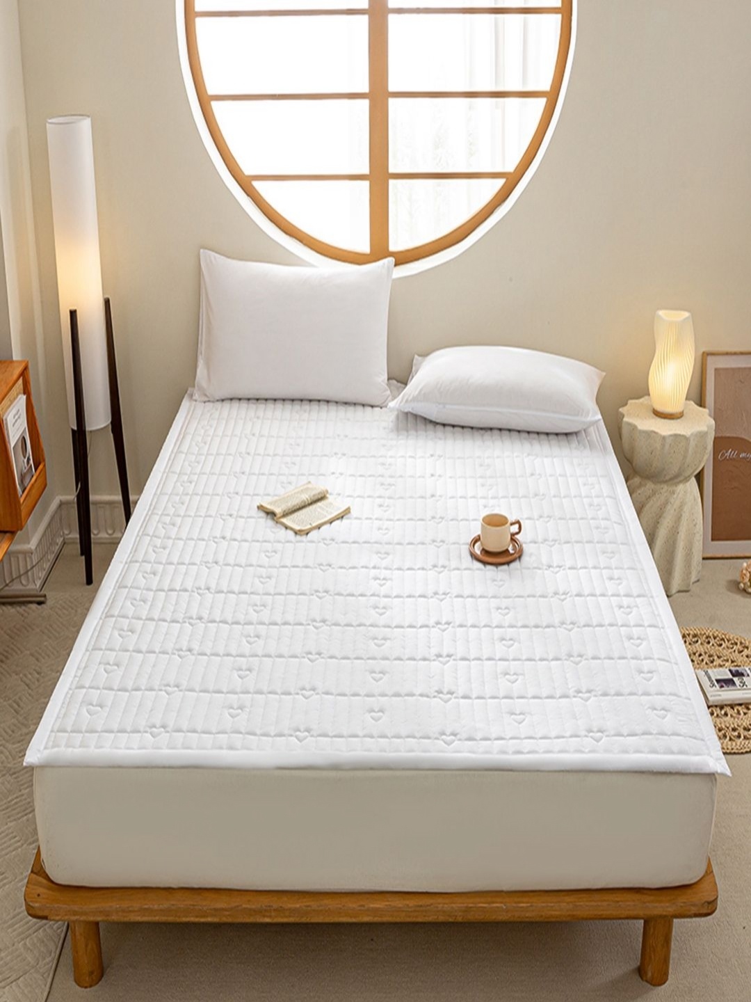 JC HOME White & Grey Striped Polycotton 160 TC Double Queen Bedsheet Set-1.5 m x 2 m
JC HOME White & Grey Striped Polycotton 160 TC Double Queen Bedsheet Set-1.5 m x 2 m
