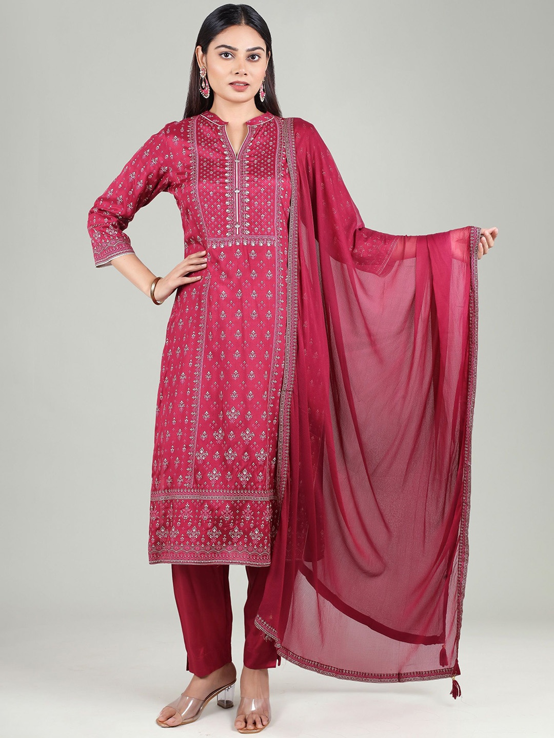 COTTON CULTURE Floral Printed Mandarin Collar Cotton Straight Kurta With Trouser & Dupatta, Maroon
COTTON CULTURE Floral Printed Mandarin Collar Cotton Straight Kurta With Trouser & Dupatta, Maroon