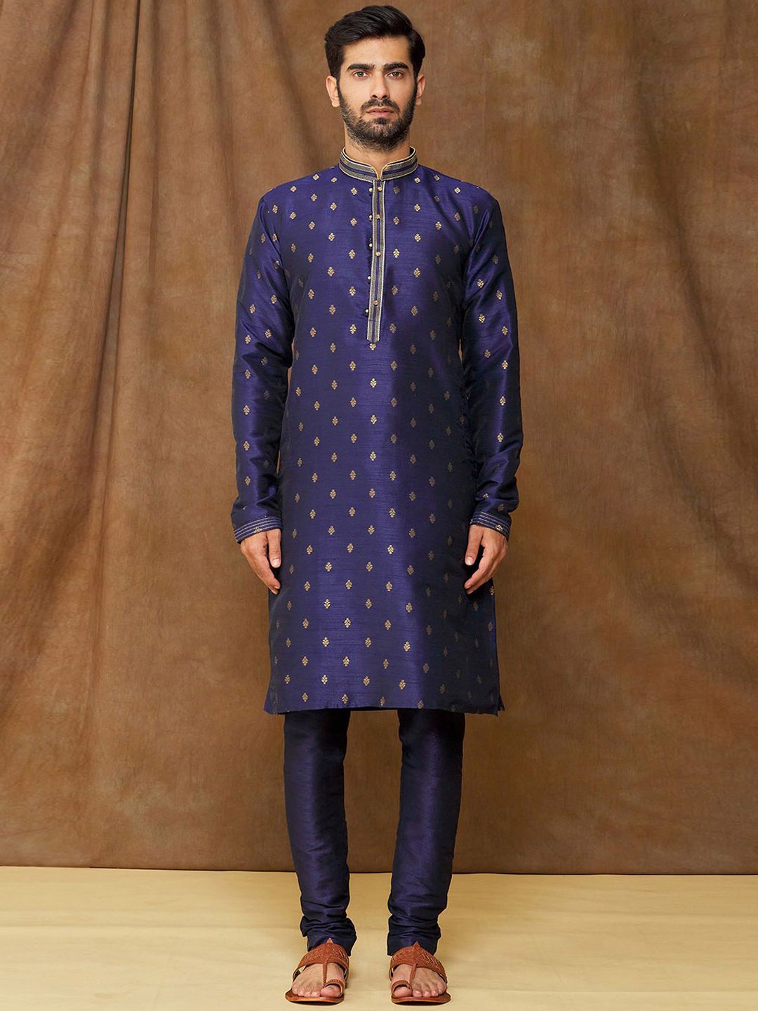 Samyukta Singhania Floral Woven Design Thread Work Straight Kurta with Churidar, Blue
Samyukta Singhania Floral Woven Design Thread Work Straight Kurta with Churidar, Blue