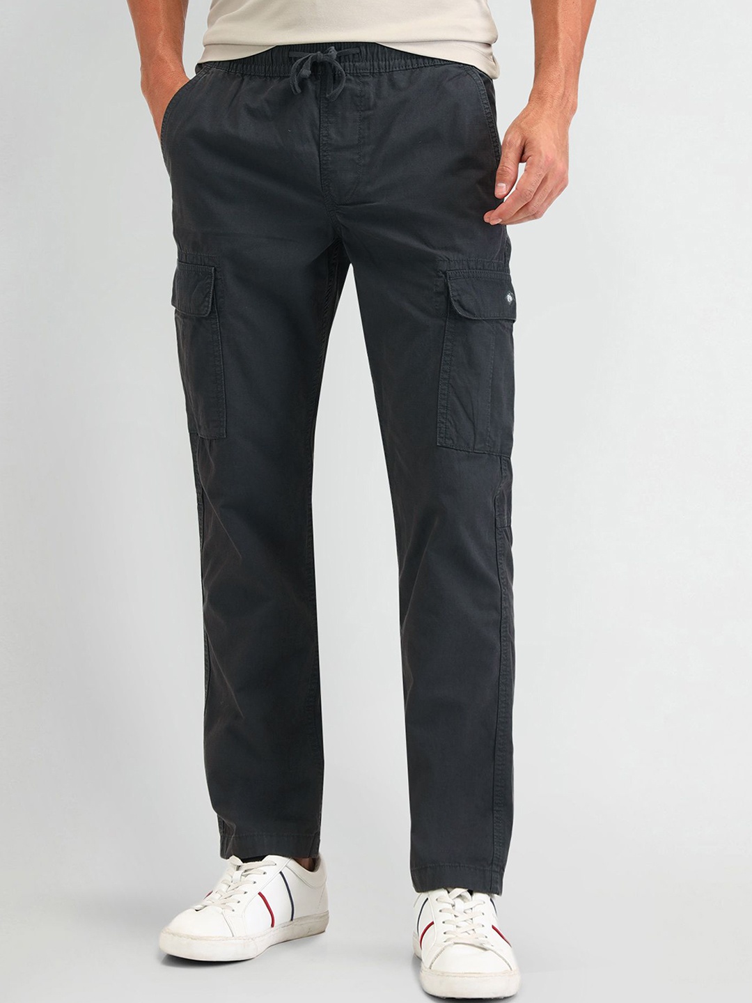 U.S. Polo Assn. Denim Co. Men Cotton Classic Straight Fit Cargos Trousers, Navy blue
U.S. Polo Assn. Denim Co. Men Cotton Classic Straight Fit Cargos Trousers, Navy blue