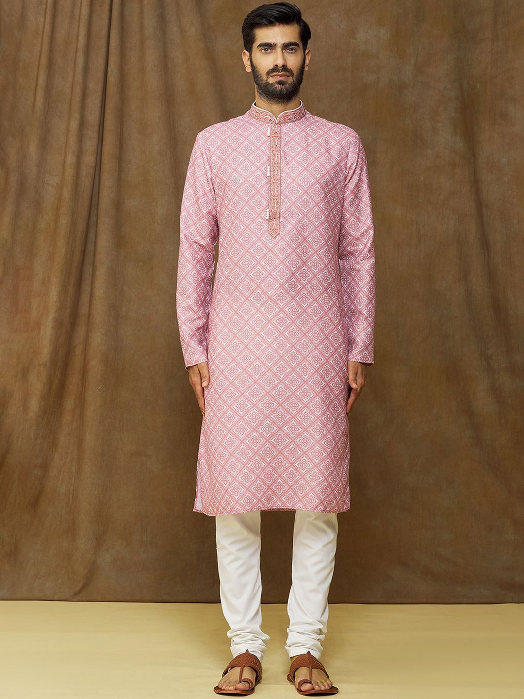 Samyukta Singhania Floral Printed Thread Work Mandarin Collar Straight Kurta with Churidar, Pink
Samyukta Singhania Floral Printed Thread Work Mandarin Collar Straight Kurta with Churidar, Pink