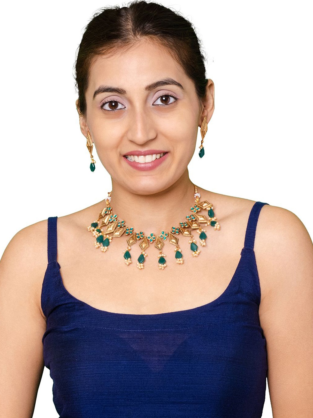Shining Jewel - By Shivansh Antique Gold-Plated CZ Stone Studded & Beaded Jewellery Set
Shining Jewel - By Shivansh Antique Gold-Plated CZ Stone Studded & Beaded Jewellery Set