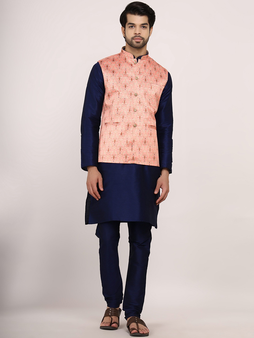 Sadree Mandarin Collar Long Sleeves Indigo Straight Kurta with Churidar & Nehru jacket, Navy blue
Sadree Mandarin Collar Long Sleeves Indigo Straight Kurta with Churidar & Nehru jacket, Navy blue