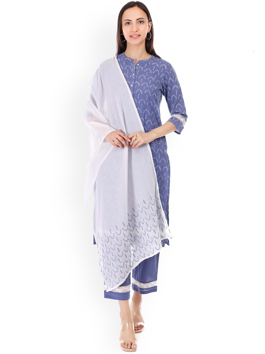 GRIVA Floral Printed Mandarin Collar Pure Cotton Straight Kurta With Trouser & Dupatta, Blue
GRIVA Floral Printed Mandarin Collar Pure Cotton Straight Kurta With Trouser & Dupatta, Blue