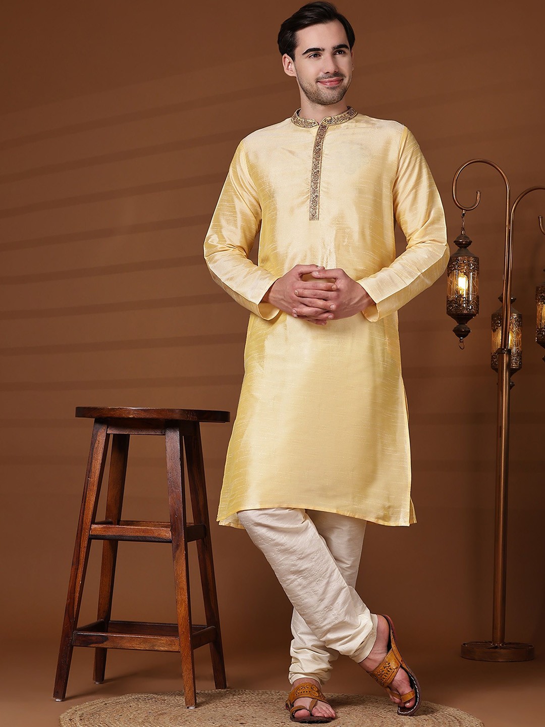 SKAVIJ Mandarin Collar Long Sleeves Pastels Thread Work Straight Kurta with Churidar, Gold
SKAVIJ Mandarin Collar Long Sleeves Pastels Thread Work Straight Kurta with Churidar, Gold