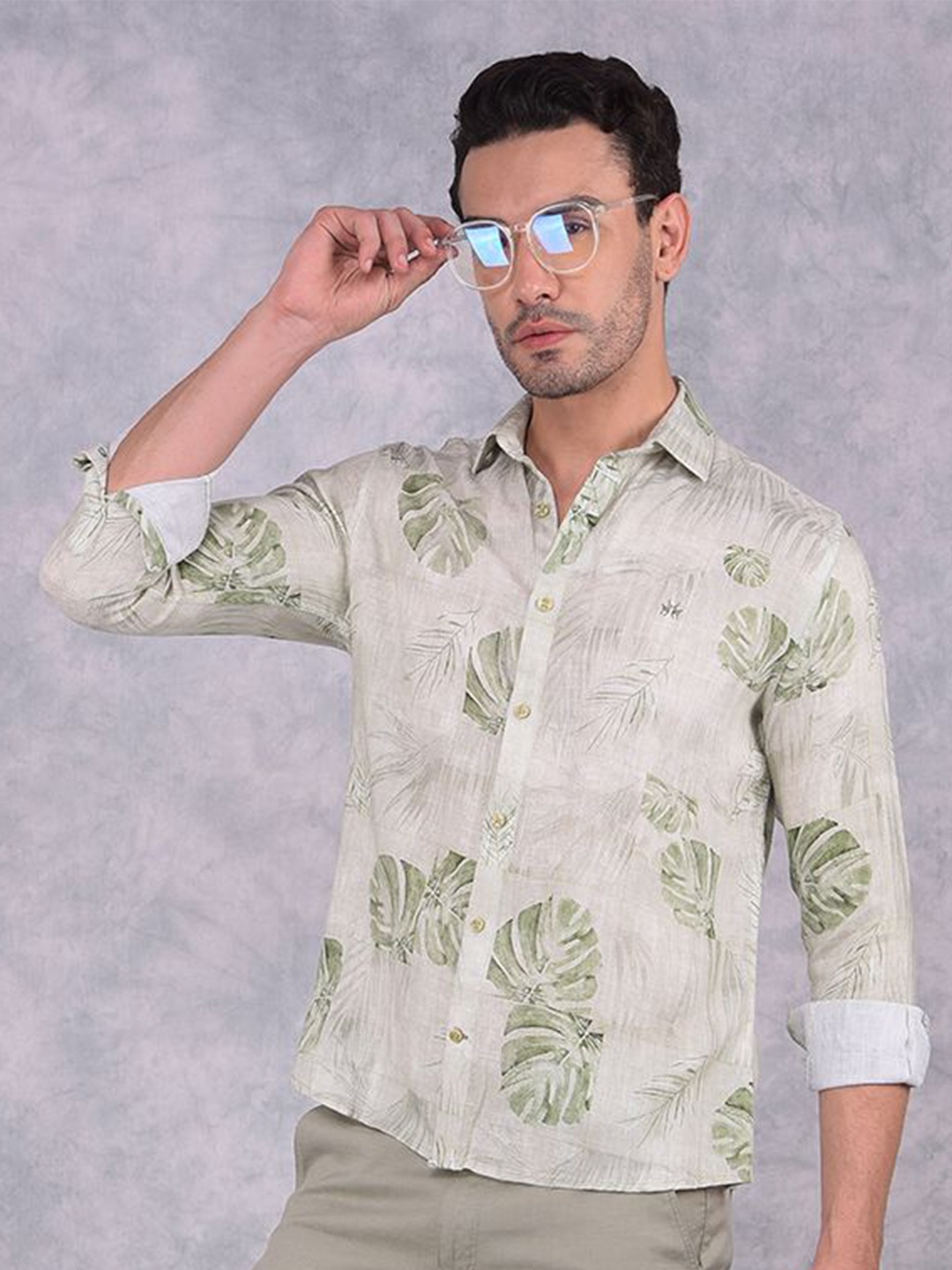 Crimsoune Club Men Smart Spread Collar Floral Printed Cotton Slim Fit Casual Shirt, Beige
Crimsoune Club Men Smart Spread Collar Floral Printed Cotton Slim Fit Casual Shirt, Beige