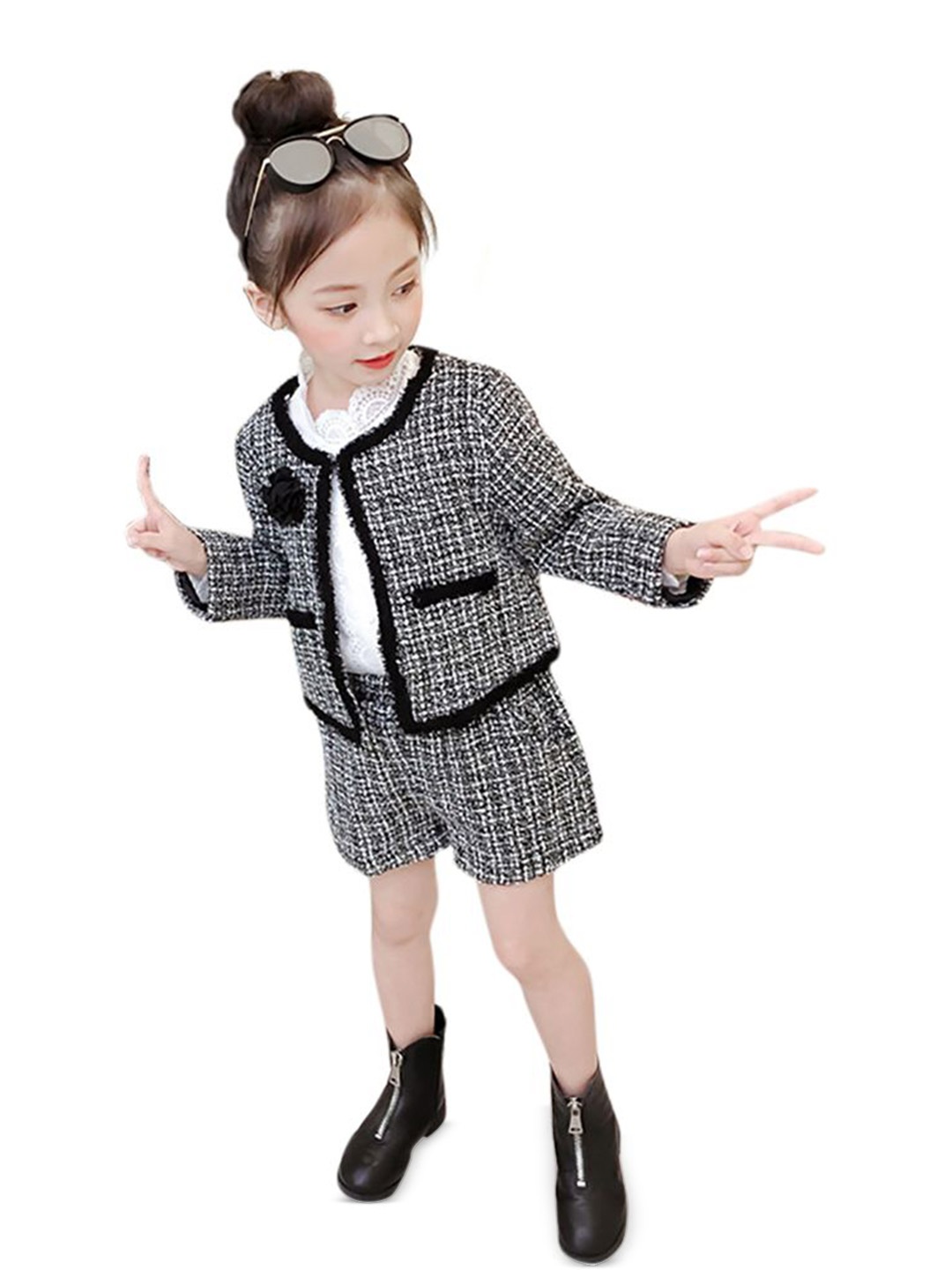 StyleCast x Revolte Girls Self Design Round Neck Top With Shorts With Waistcoat, Black
StyleCast x Revolte Girls Self Design Round Neck Top With Shorts With Waistcoat, Black