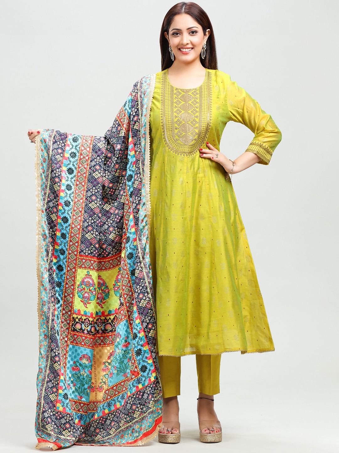 COTTON CULTURE Floral Embroidered Chanderi Silk A-Line Kurta With Trouser & Dupatta, Yellow
COTTON CULTURE Floral Embroidered Chanderi Silk A-Line Kurta With Trouser & Dupatta, Yellow