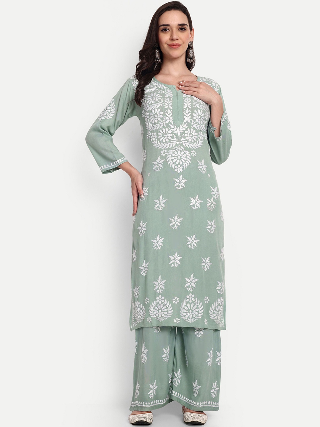 Indiankala4u Ethnic Motifs Embroidered Chikankari Straight Kurta With Palazzos, Green
Indiankala4u Ethnic Motifs Embroidered Chikankari Straight Kurta With Palazzos, Green