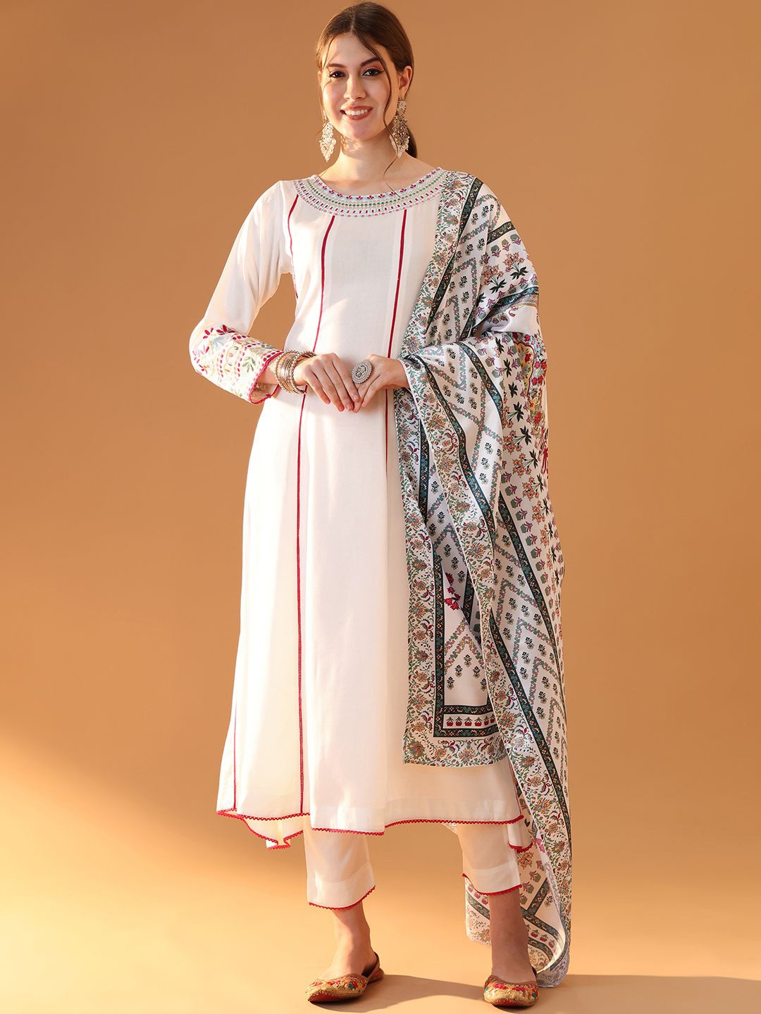 Tulsattva Round Neck Panelled Thread Work Anarkali Kurta With Trouser With Dupatta, White
Tulsattva Round Neck Panelled Thread Work Anarkali Kurta With Trouser With Dupatta, White