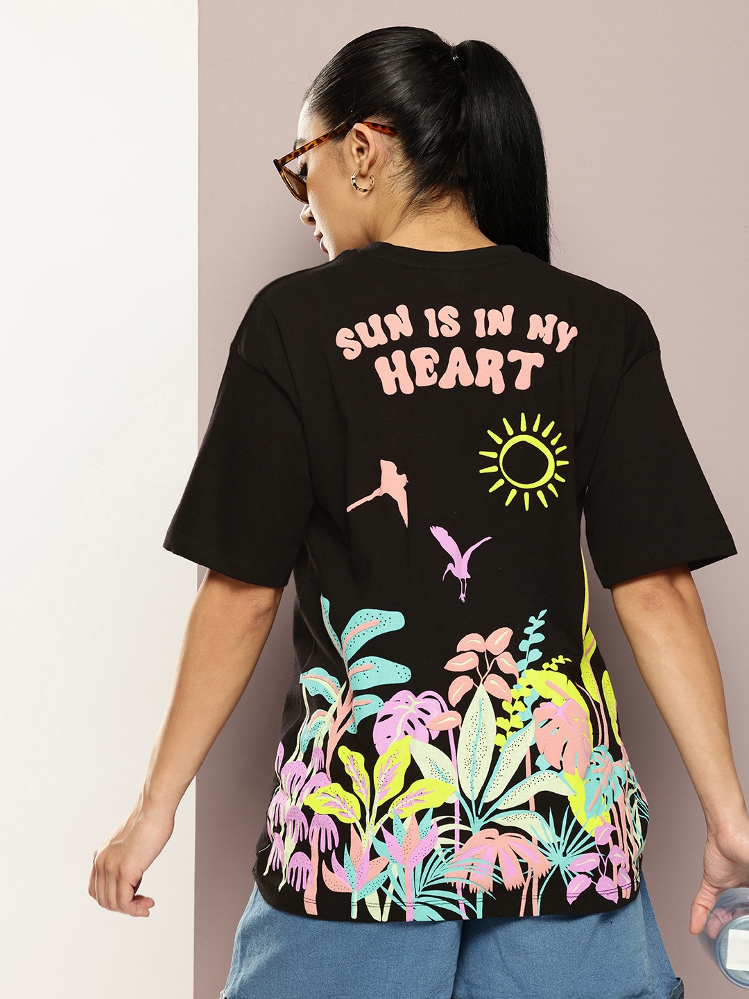 Kook N Keech Printed Drop-Shoulder Sleeves Pure Cotton Oversized T-shirt, Black
Kook N Keech Printed Drop-Shoulder Sleeves Pure Cotton Oversized T-shirt, Black