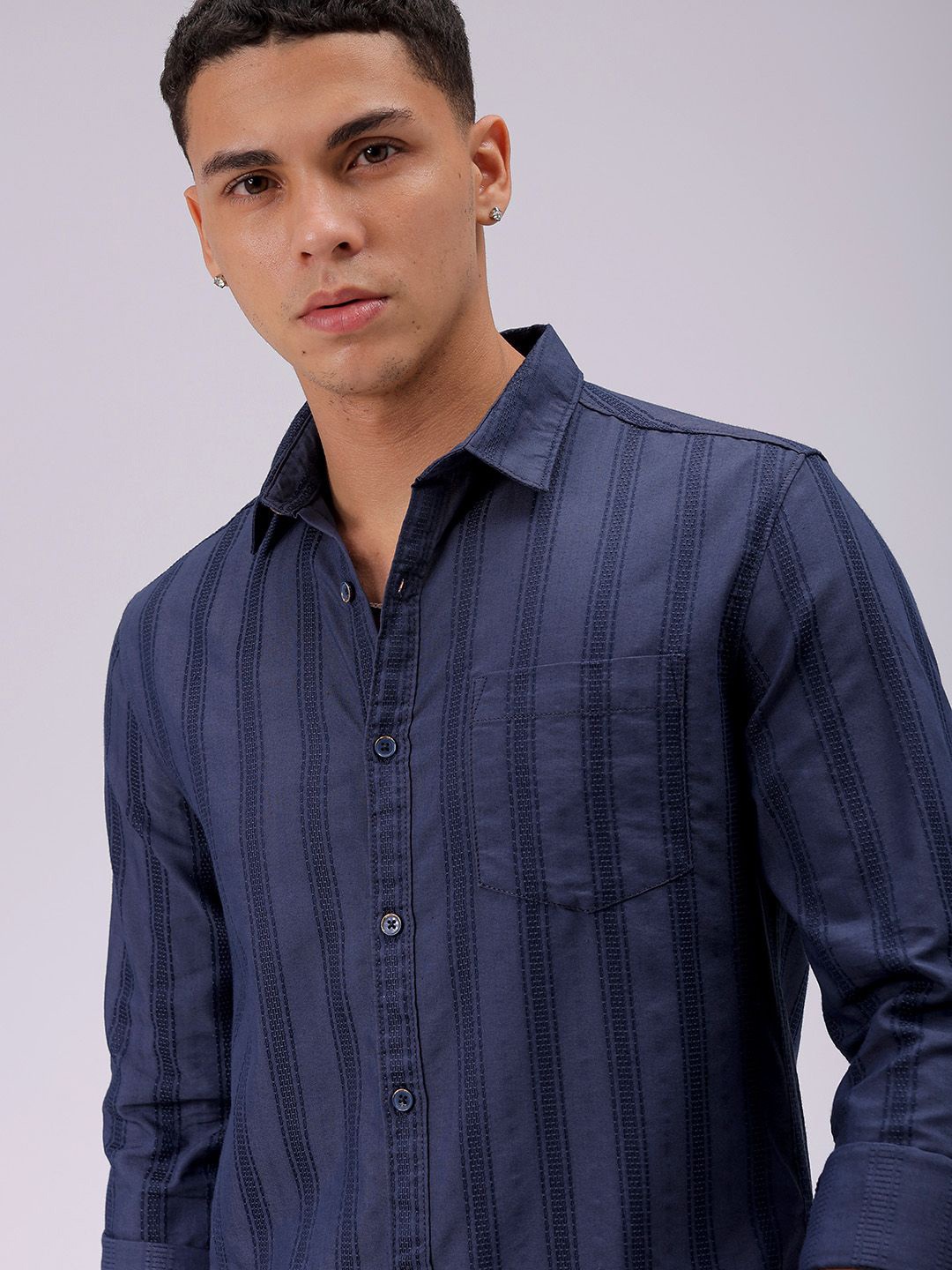 The Indian Garage Co Men Cutaway Collar Vertical Striped Cotton Slim Fit Casual Shirt, Navy blue
The Indian Garage Co Men Cutaway Collar Vertical Striped Cotton Slim Fit Casual Shirt, Navy blue