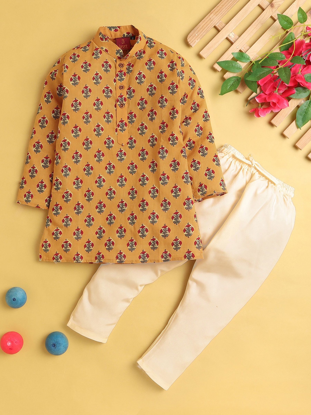Jeetethnics Boys Ethnic Motifs Printed Mandarin Collar Cotton Silk Kurta with Pyjama, Yellow
Jeetethnics Boys Ethnic Motifs Printed Mandarin Collar Cotton Silk Kurta with Pyjama, Yellow