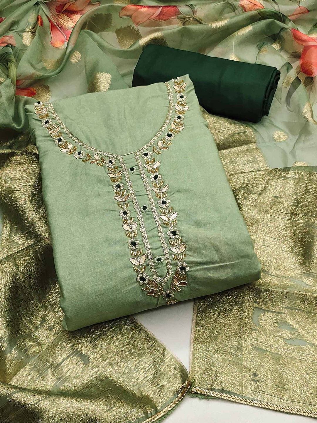 Peachmode Floral Printed Beads and Stones Pure Cotton Unstitched Dress Material, Green
Peachmode Floral Printed Beads and Stones Pure Cotton Unstitched Dress Material, Green