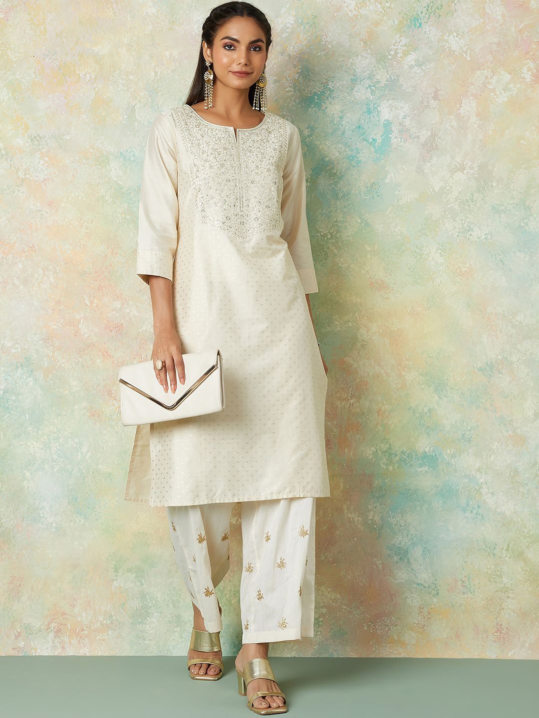 Melange by Lifestyle Floral Embroidered Three Quarter Sleeves Chikankari Kurta, Off white
Melange by Lifestyle Floral Embroidered Three Quarter Sleeves Chikankari Kurta, Off white