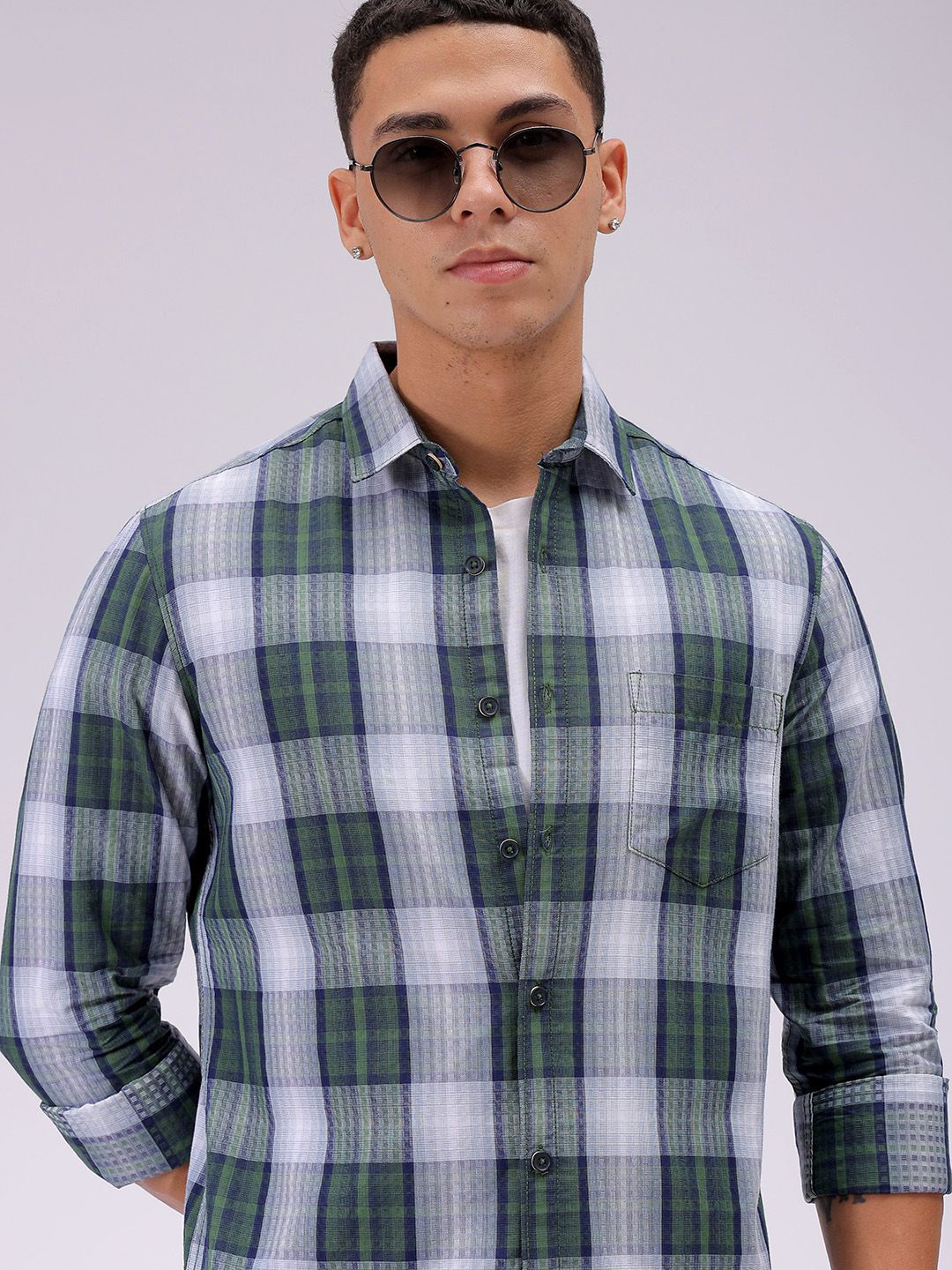 The Indian Garage Co Men Cutaway Collar Checked Cotton Slim Fit Casual Shirt, Green
The Indian Garage Co Men Cutaway Collar Checked Cotton Slim Fit Casual Shirt, Green
