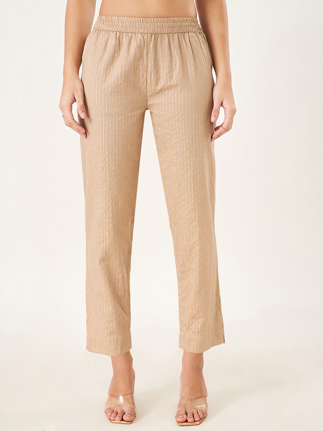 RANGMANCH BY PANTALOONS Women Textured Printed Straight Fit Mid-Rise Trousers, Peach
RANGMANCH BY PANTALOONS Women Textured Printed Straight Fit Mid-Rise Trousers, Peach