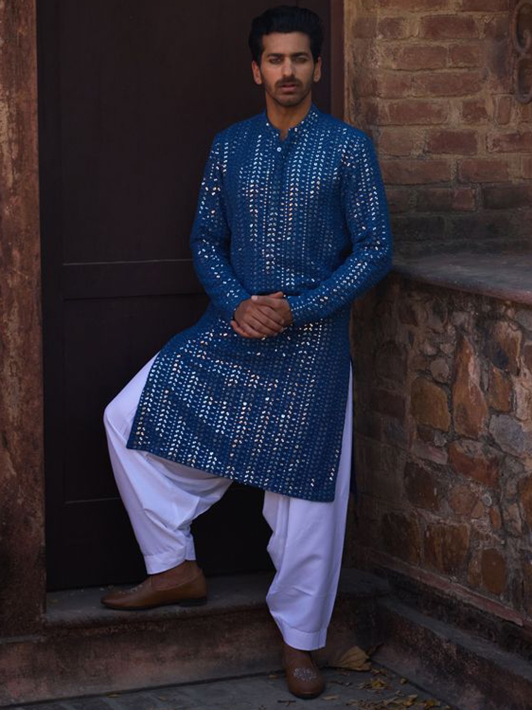 Ankit V Kapoor Floral Embroidered Sequinned Silk Georgette Kurta with Salwar & Dupatta, Blue
Ankit V Kapoor Floral Embroidered Sequinned Silk Georgette Kurta with Salwar & Dupatta, Blue