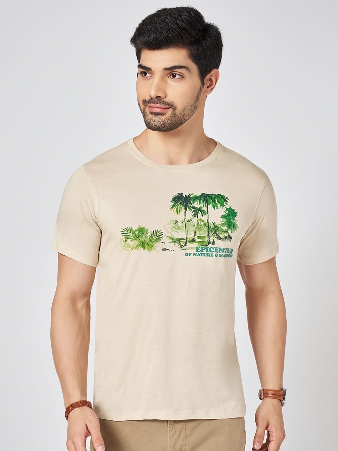Urban Ranger by pantaloons Men Graphic Printed Round Neck Cotton Slim Fit T-shirt, Khaki
Urban Ranger by pantaloons Men Graphic Printed Round Neck Cotton Slim Fit T-shirt, Khaki