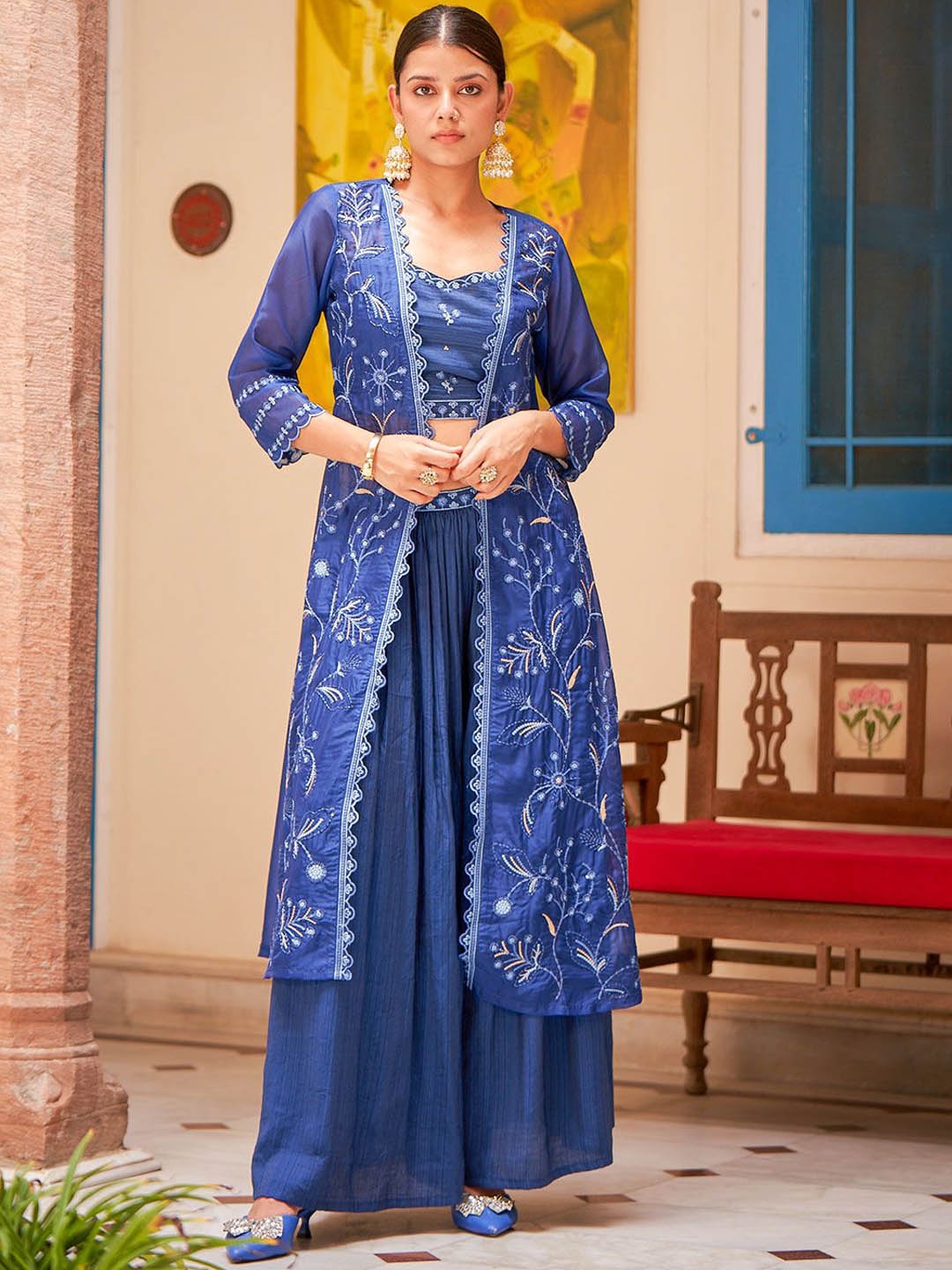 DRESOUL Embroidered Shoulder Straps Neck Sleeveless Top & Palazzo & Shrug, Blue
DRESOUL Embroidered Shoulder Straps Neck Sleeveless Top & Palazzo & Shrug, Blue