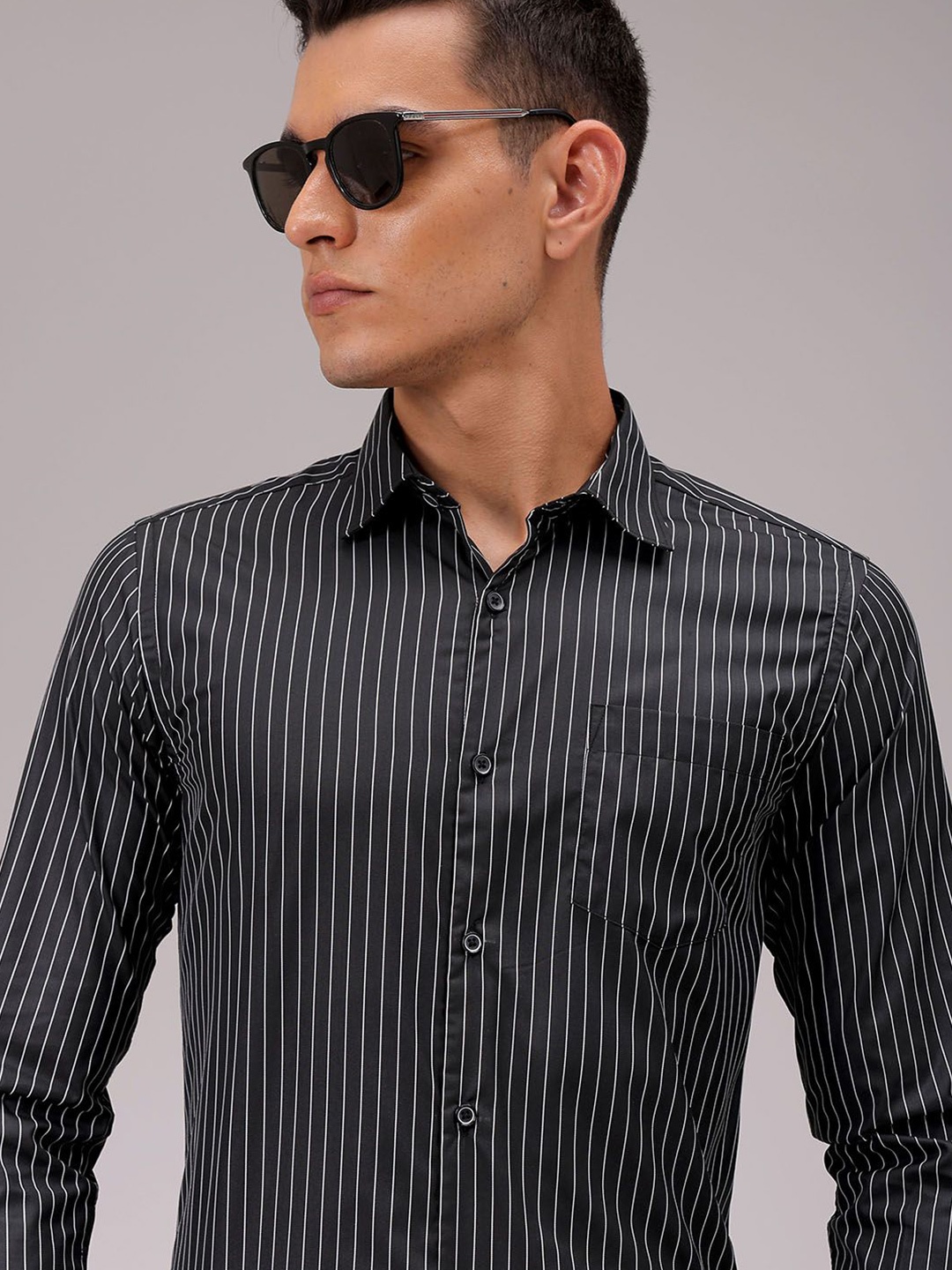 The Indian Garage Co. X Luxe Men Cutaway Collar Pinstripes Striped Slim Fit Formal Shirt, Black
The Indian Garage Co. X Luxe Men Cutaway Collar Pinstripes Striped Slim Fit Formal Shirt, Black