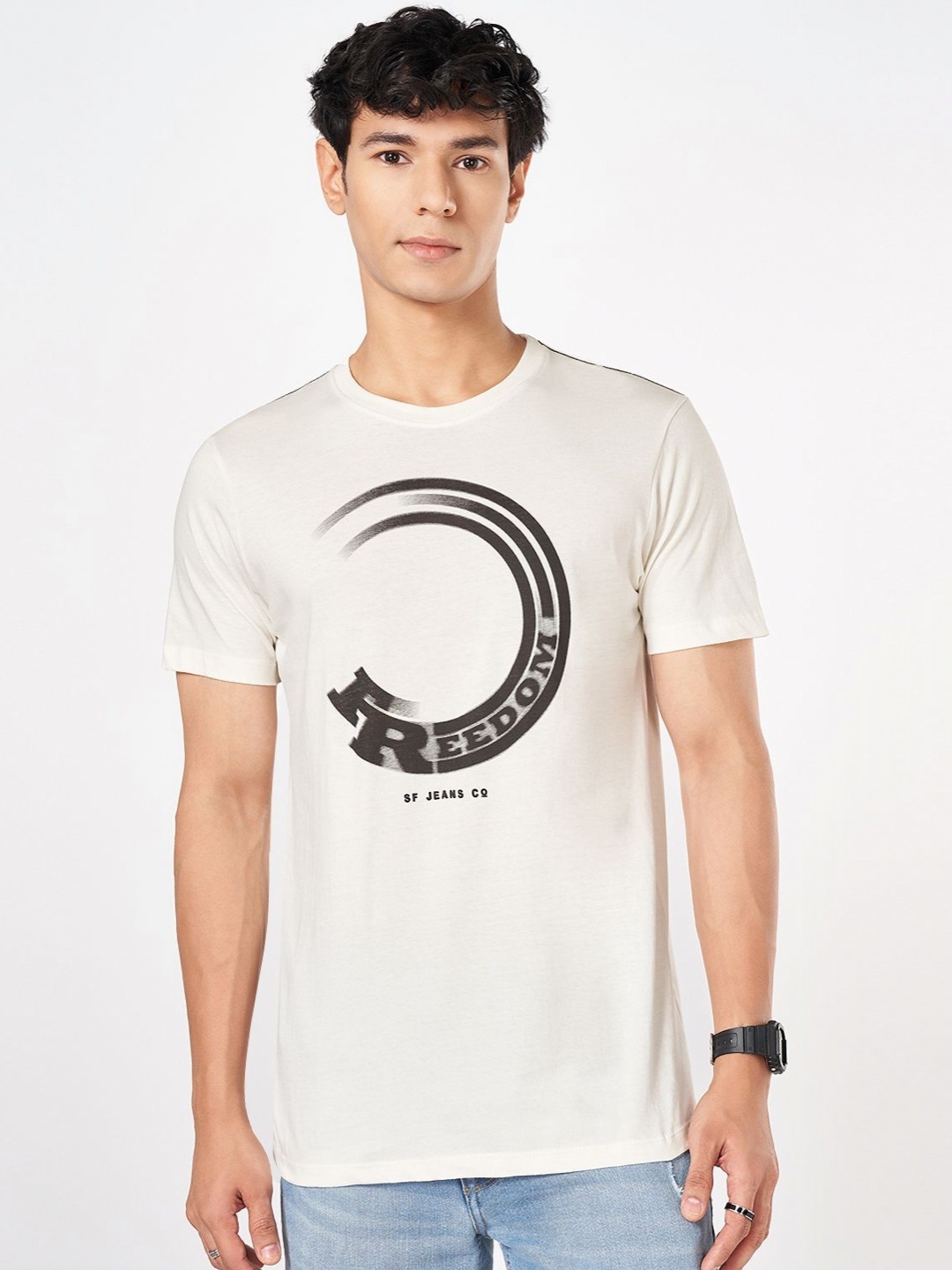 SF JEANS by Pantaloons Men Typography Printed Round Neck Cotton Slim Fit T-shirt, Grey
SF JEANS by Pantaloons Men Typography Printed Round Neck Cotton Slim Fit T-shirt, Grey