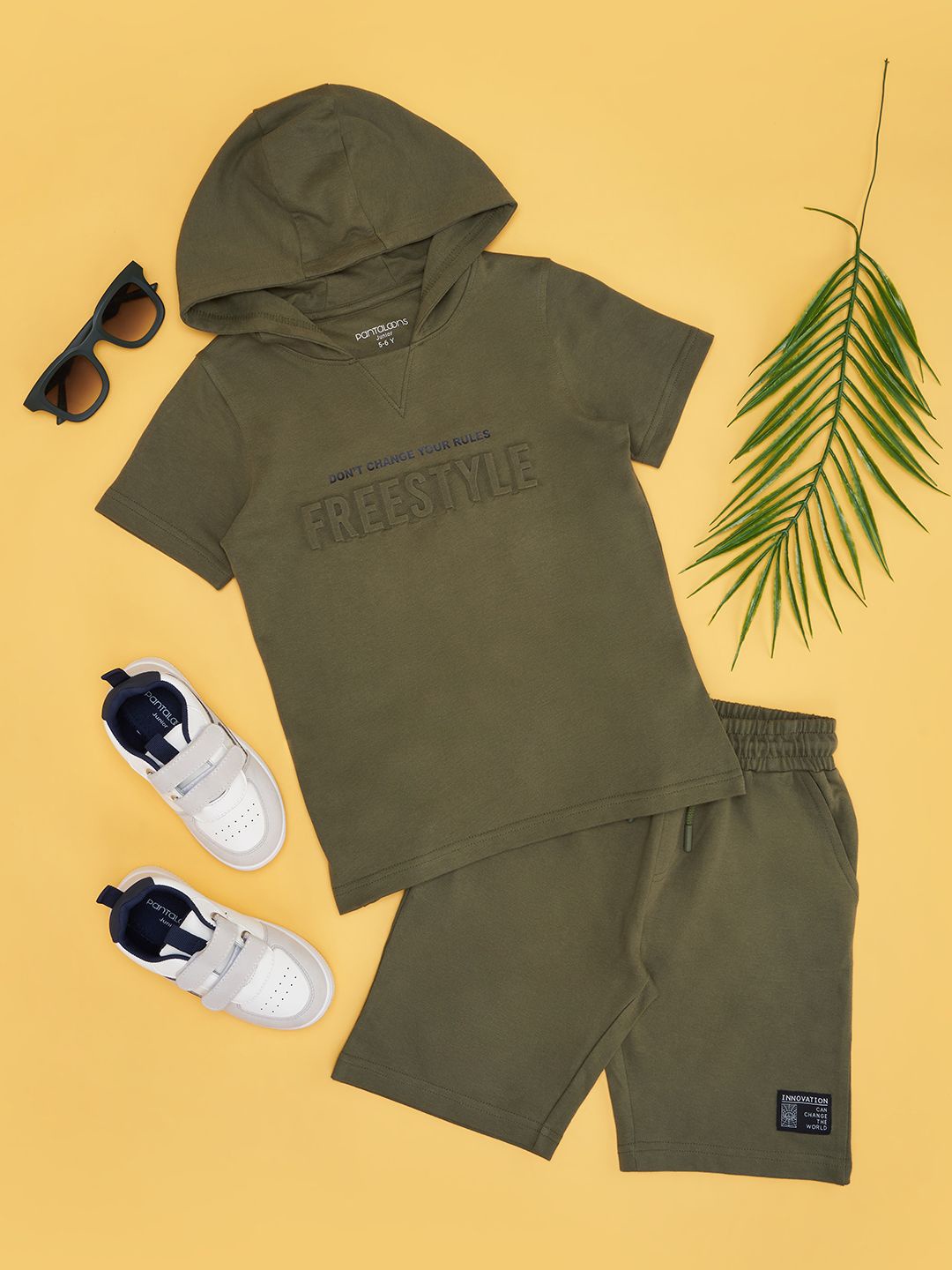 Pantaloons Junior Boys Printed Hooded Short Sleeves Pure Cotton T-Shirt With Shorts, Olive
Pantaloons Junior Boys Printed Hooded Short Sleeves Pure Cotton T-Shirt With Shorts, Olive