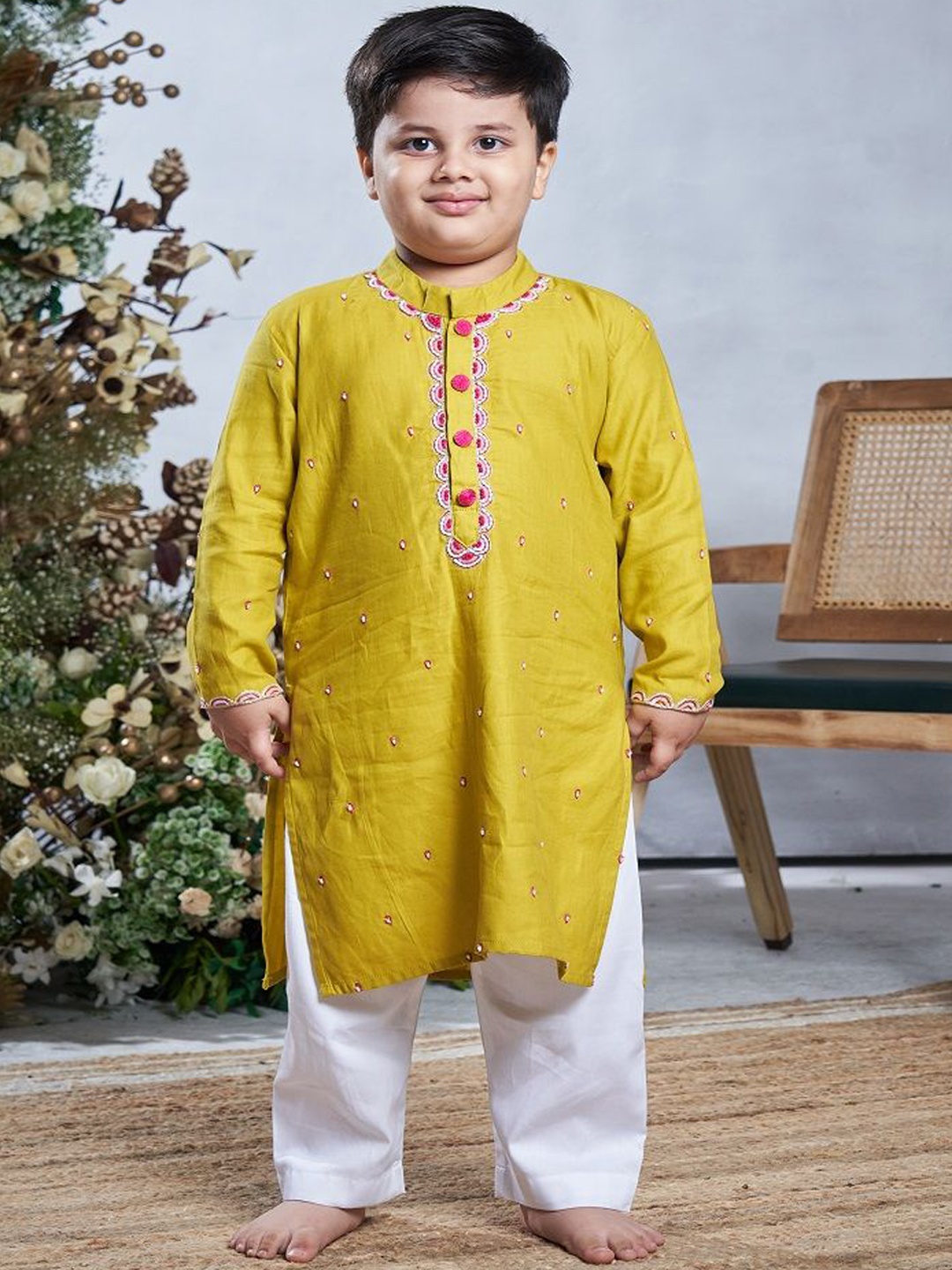 Vivedkids Boys Embroidered Sequinned Pure Cotton Straight Kurta With Trousers, Yellow
Vivedkids Boys Embroidered Sequinned Pure Cotton Straight Kurta With Trousers, Yellow