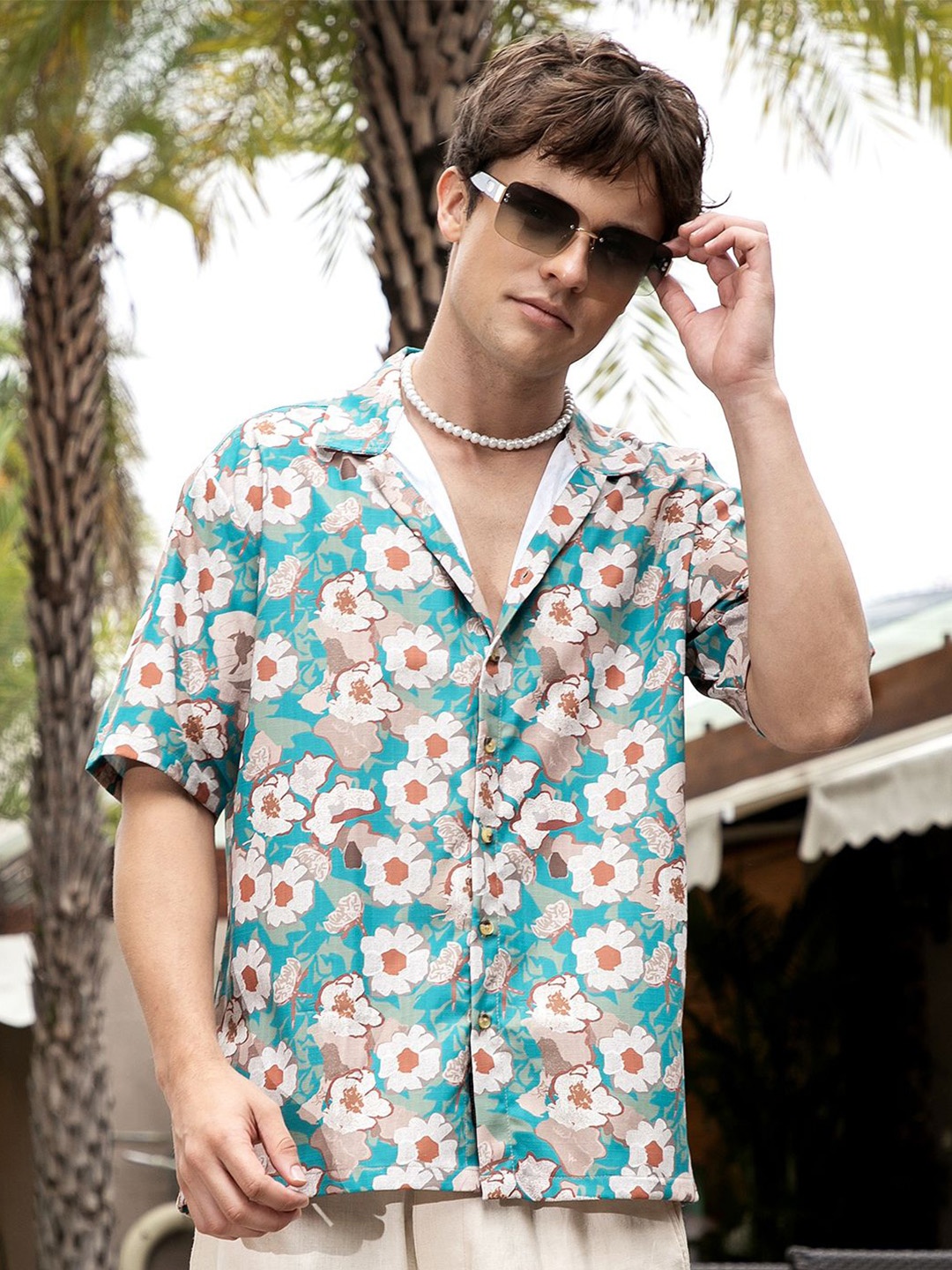 Campus Sutra Men Comfort Cuban Collar Floral Printed Oversized Casual Shirt, Blue
Campus Sutra Men Comfort Cuban Collar Floral Printed Oversized Casual Shirt, Blue