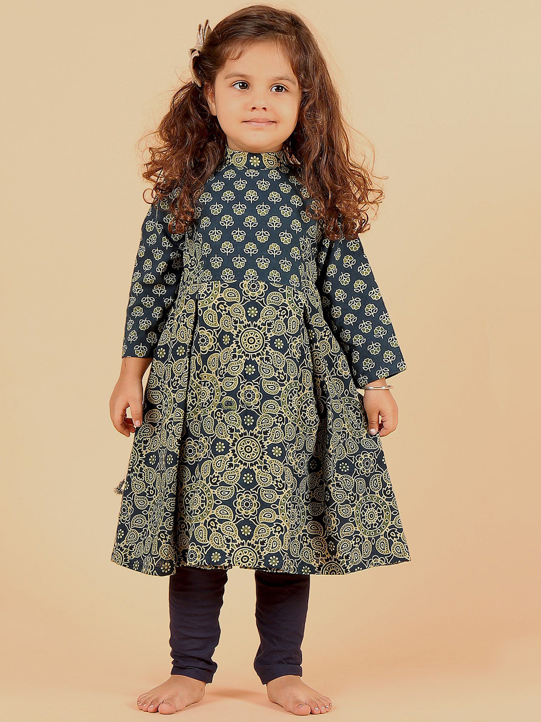 TJORI Girls Floral Printed Band Collar Anarkali Pure Cotton Kurta With Churidar, Blue
TJORI Girls Floral Printed Band Collar Anarkali Pure Cotton Kurta With Churidar, Blue