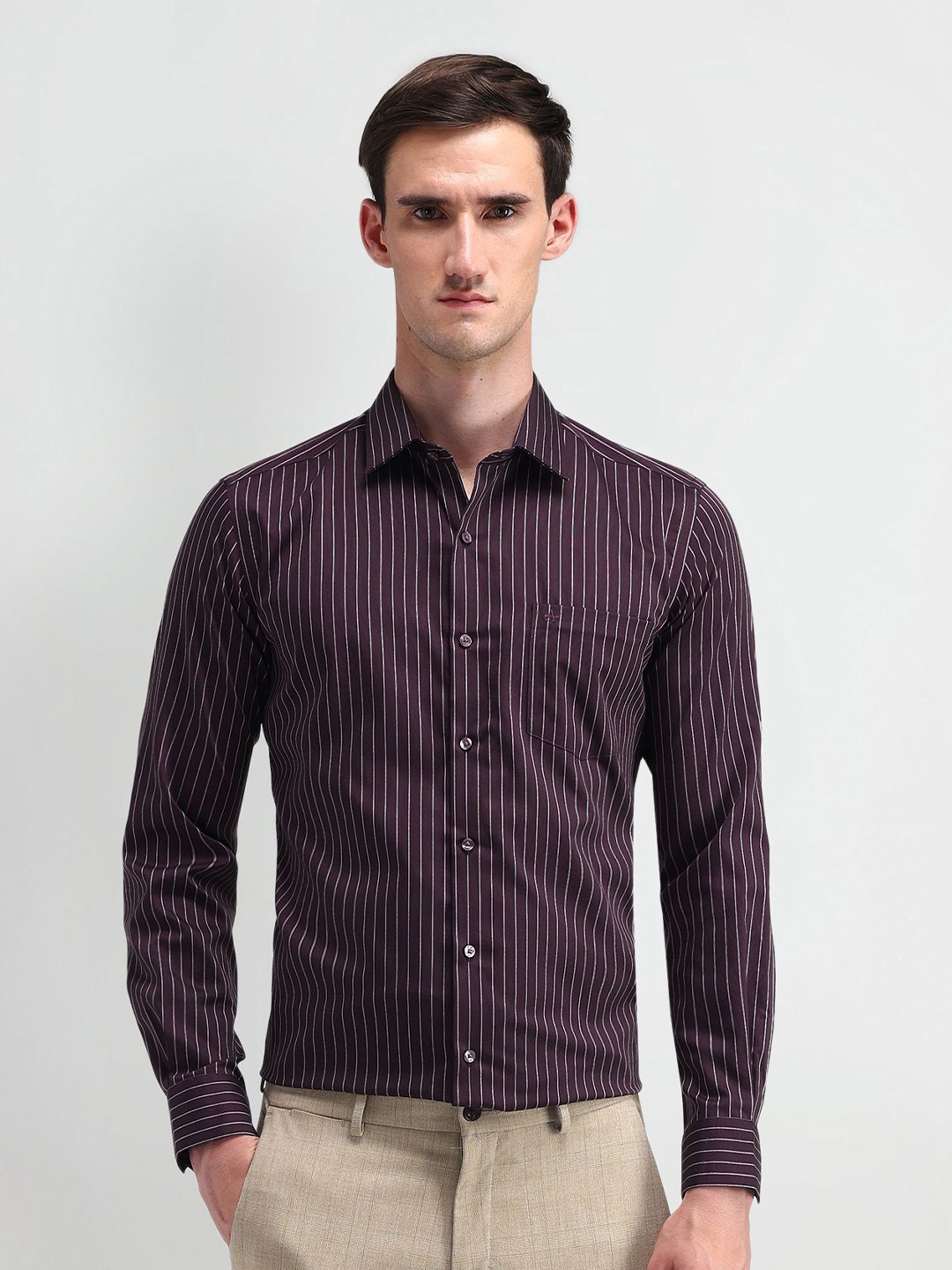 Arrow Men Manhattan Spread Collar Vertical Striped Cotton Slim Fit Formal Shirt, Purple
Arrow Men Manhattan Spread Collar Vertical Striped Cotton Slim Fit Formal Shirt, Purple