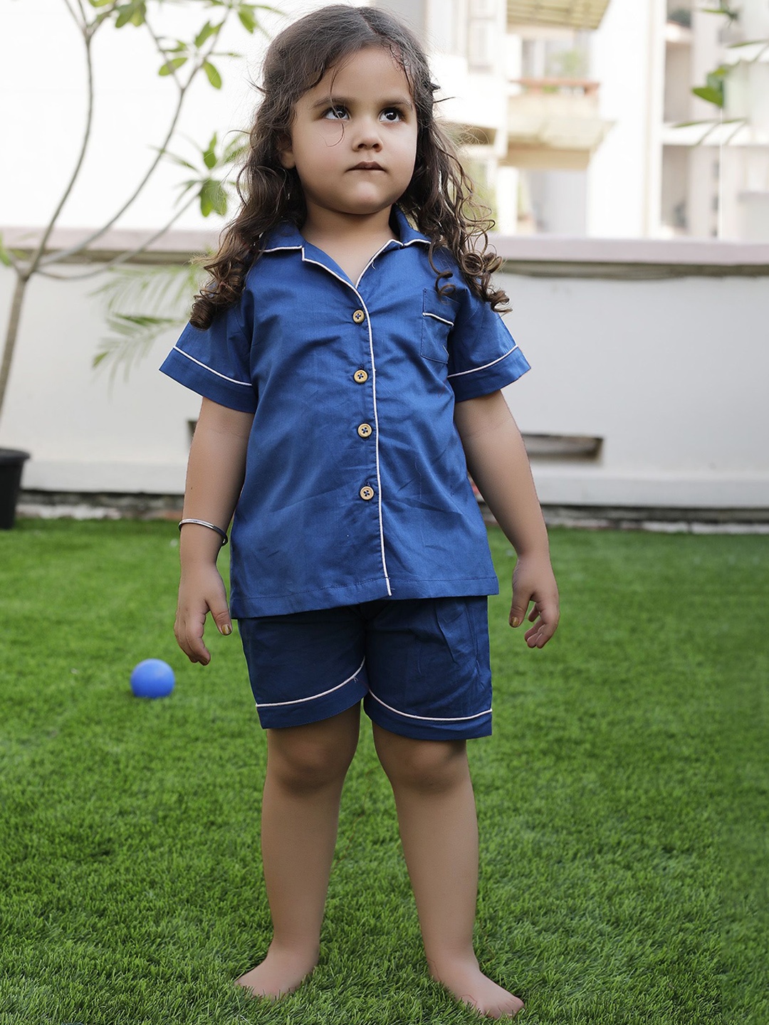 TJORI Girls Paisley Printed Angrakha Gotta Patti Pure Cotton Kurta with Skirt & With Dupatta, Blue
TJORI Girls Paisley Printed Angrakha Gotta Patti Pure Cotton Kurta with Skirt & With Dupatta, Blue