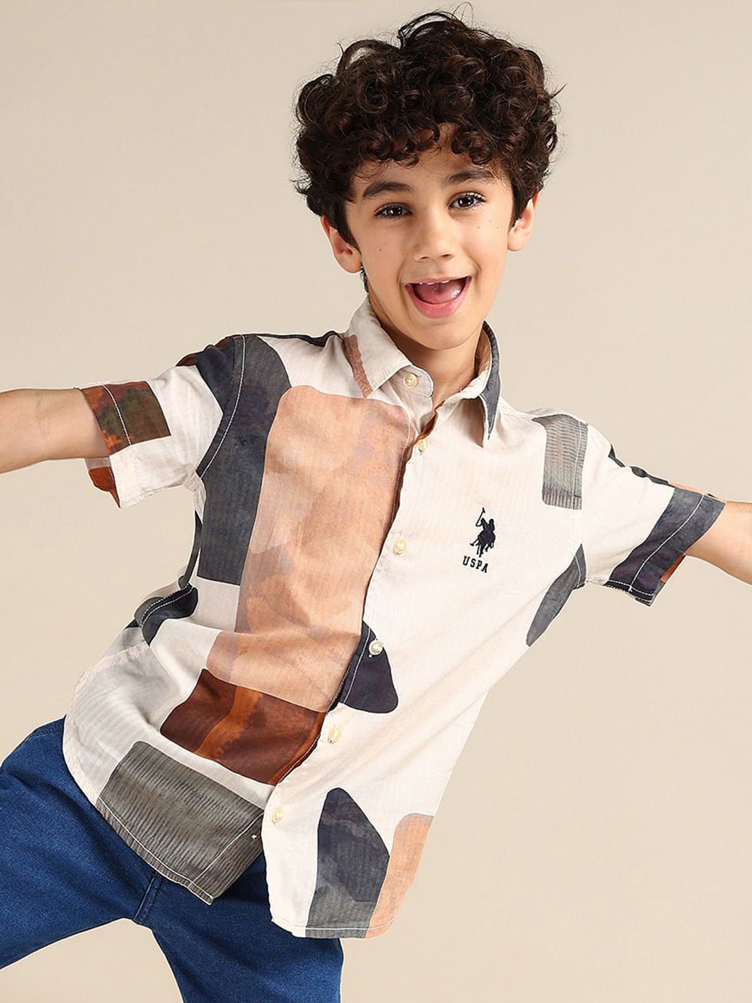 U.S. Polo Assn. Kids Boys Classic Spread Collar Abstract Printed Cotton Casual Shirt, Cream
U.S. Polo Assn. Kids Boys Classic Spread Collar Abstract Printed Cotton Casual Shirt, Cream