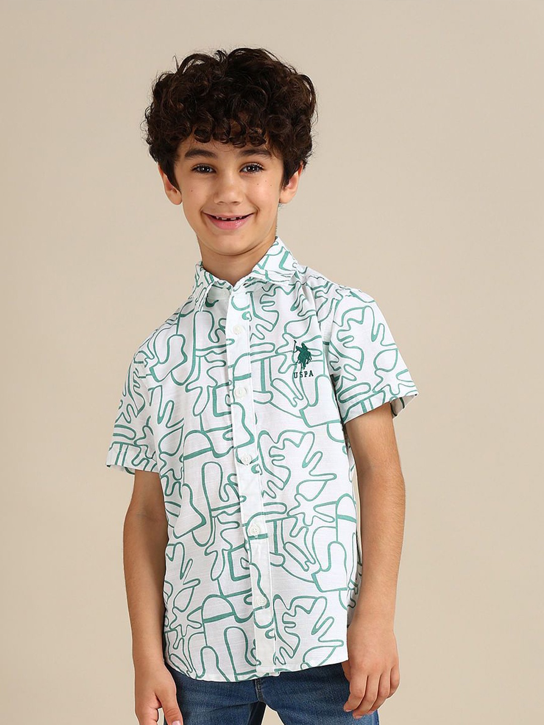 U.S. Polo Assn. Kids Boys Classic Spread Collar Abstract Printed Cotton Casual Shirt, White
U.S. Polo Assn. Kids Boys Classic Spread Collar Abstract Printed Cotton Casual Shirt, White