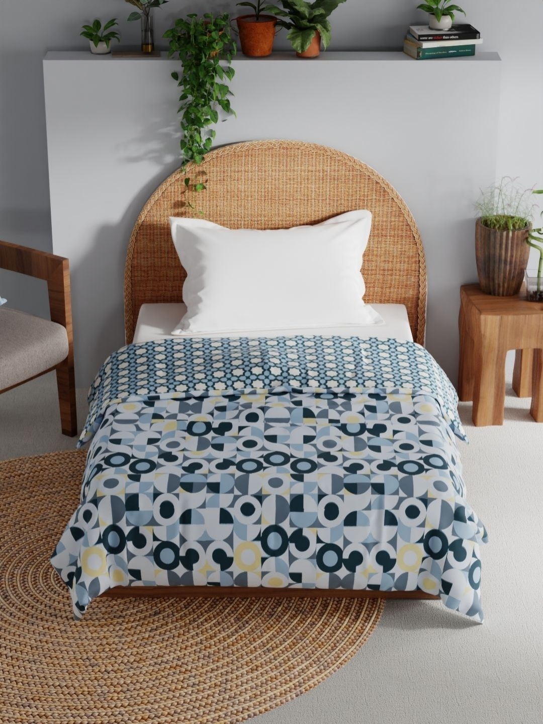 BIANCA Mezzo Blue & White Geometric Printed Pure Cotton AC Room 150 GSM Single Bed Dohar
BIANCA Mezzo Blue & White Geometric Printed Pure Cotton AC Room 150 GSM Single Bed Dohar