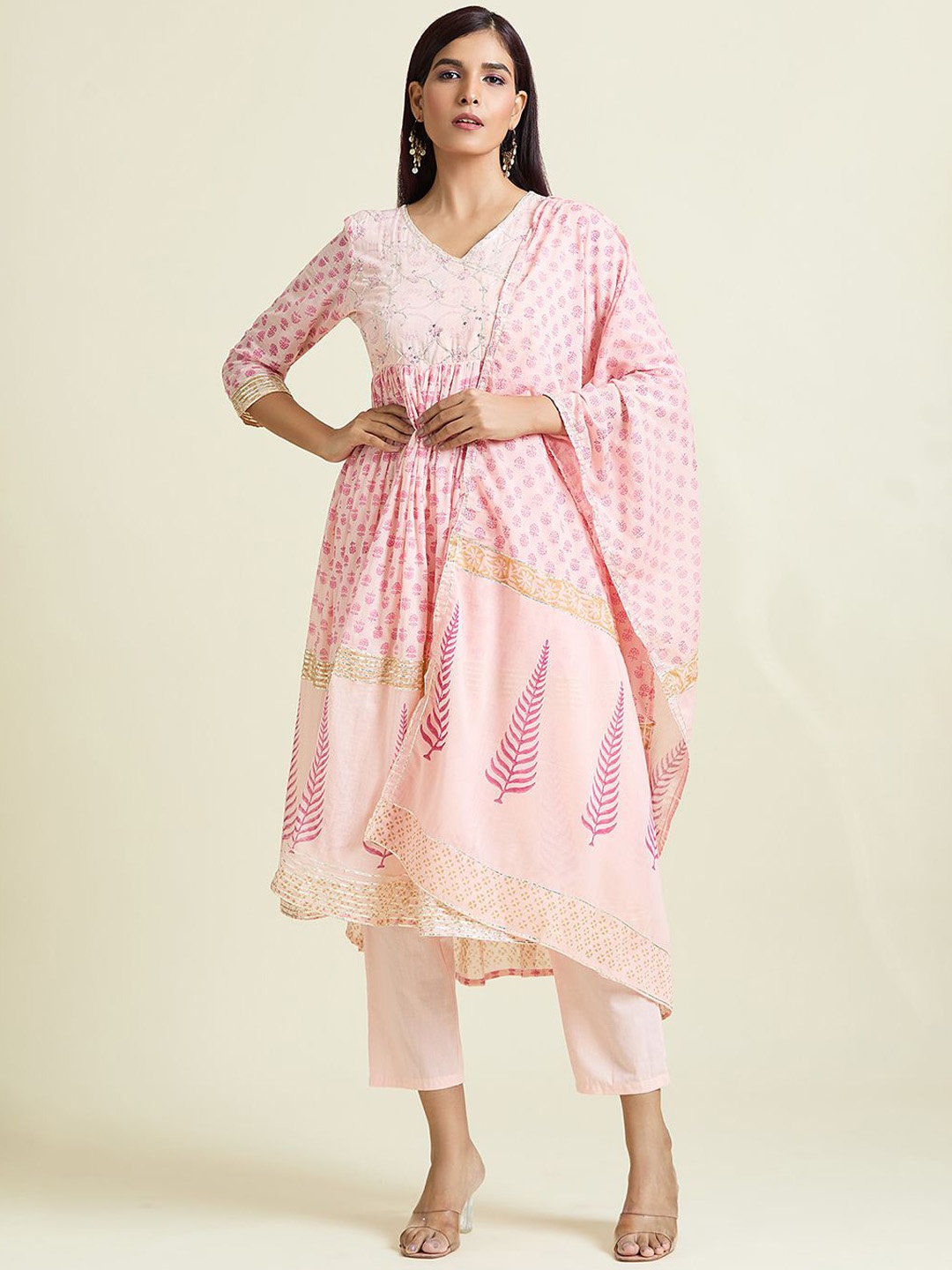 Adara Khan Floral Printed V-Neck Pure Cotton Anarkali Kurta with Trousers & Dupatta, Pink
Adara Khan Floral Printed V-Neck Pure Cotton Anarkali Kurta with Trousers & Dupatta, Pink