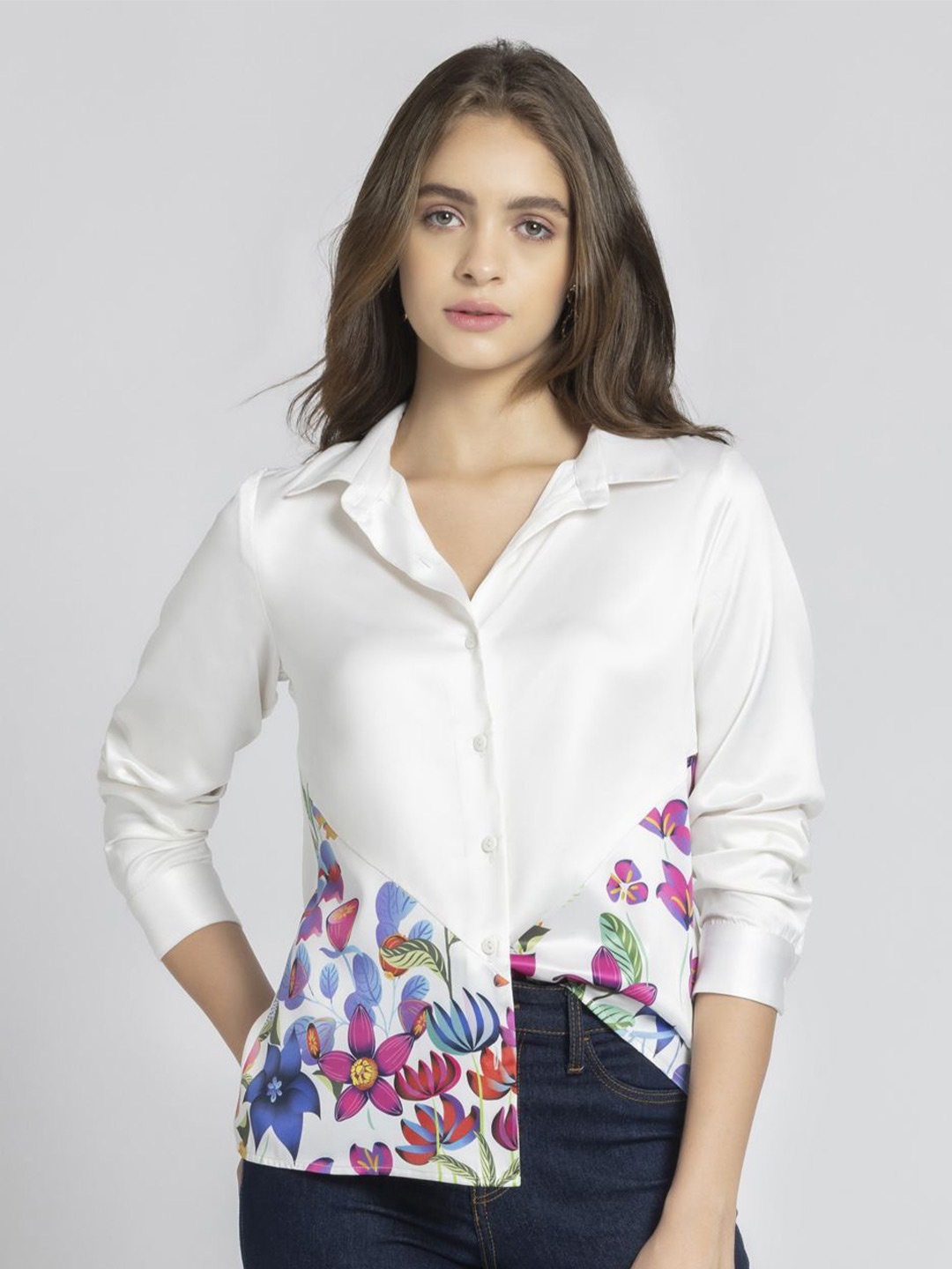 SHAYE Women Relaxed Spread Collar Floral Printed Satin Relaxed Fit Casual Shirt, White
SHAYE Women Relaxed Spread Collar Floral Printed Satin Relaxed Fit Casual Shirt, White