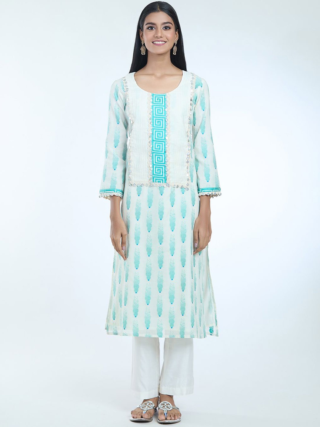 Samyukta Singhania Geometric Printed Round Neck Chanderi Cotton Kurta with Trousers & Dupatta, Off white
Samyukta Singhania Geometric Printed Round Neck Chanderi Cotton Kurta with Trousers & Dupatta, Off white