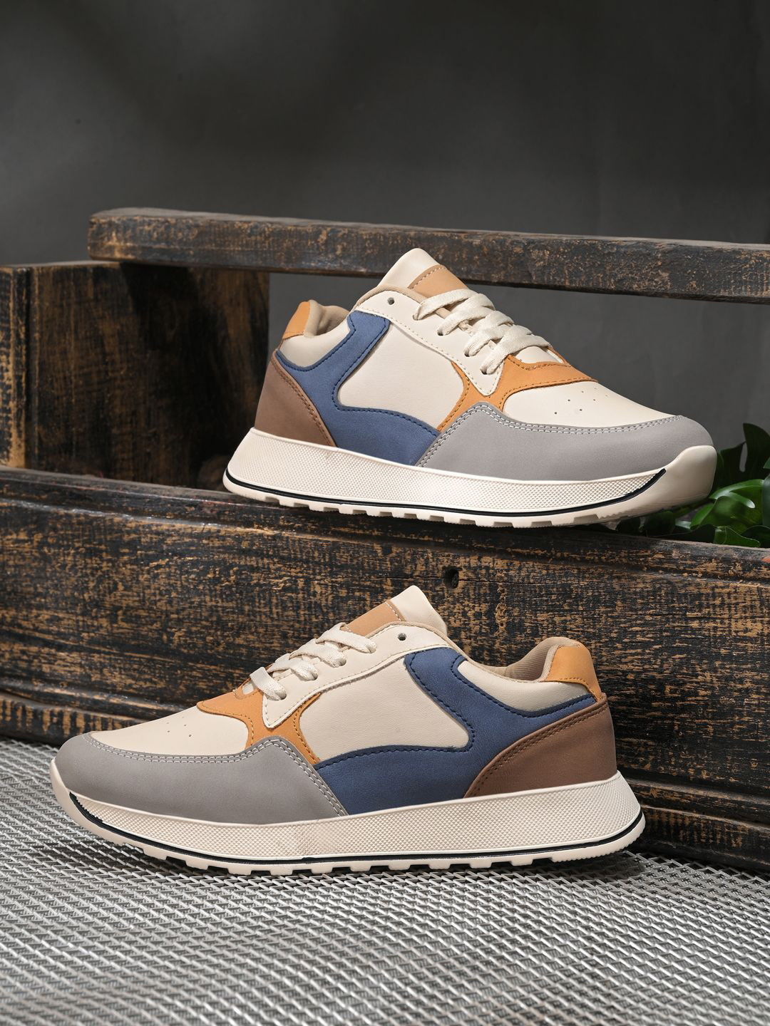 The Roadster Lifestyle Co Women Casual Sneakers, Blue
The Roadster Lifestyle Co Women Casual Sneakers, Blue