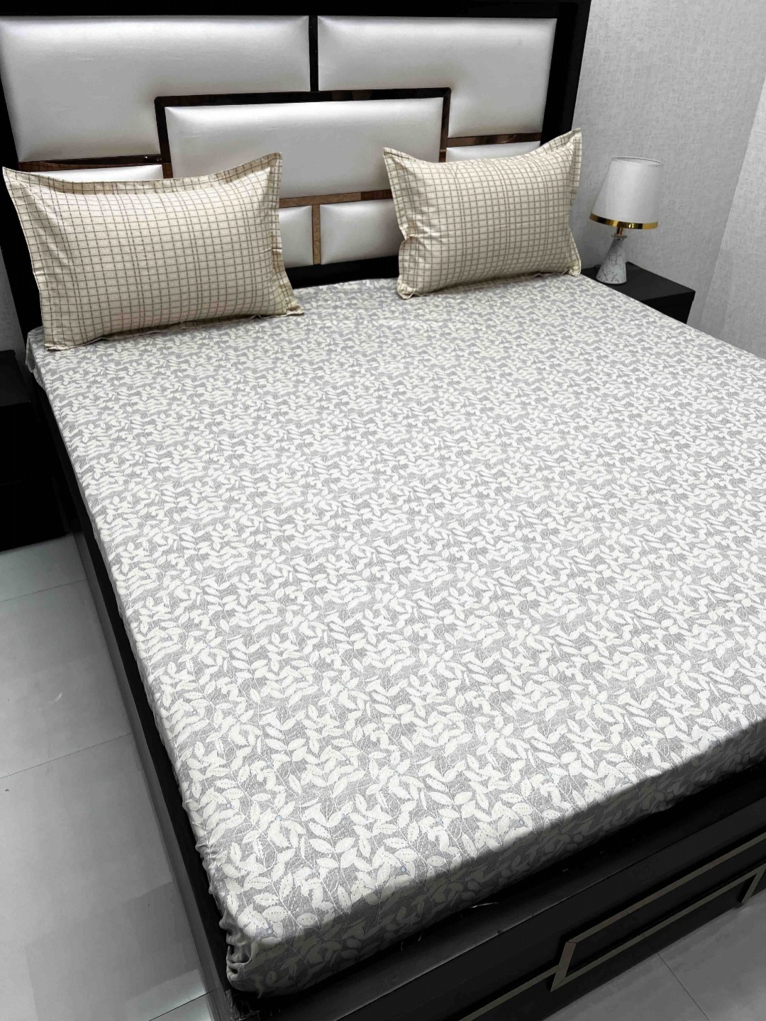 Pure Decor Lifestyle Beige & Grey Printed 300 TC Cotton King Bedsheet with 2 Pillow Covers
Pure Decor Lifestyle Beige & Grey Printed 300 TC Cotton King Bedsheet with 2 Pillow Covers