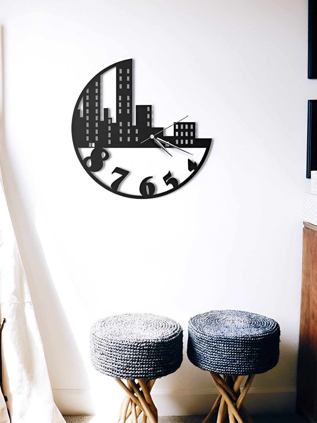 QEZNEF Black & Silver Toned Textured Contemporary Round Wooden Analogue Wall Clock
QEZNEF Black & Silver Toned Textured Contemporary Round Wooden Analogue Wall Clock