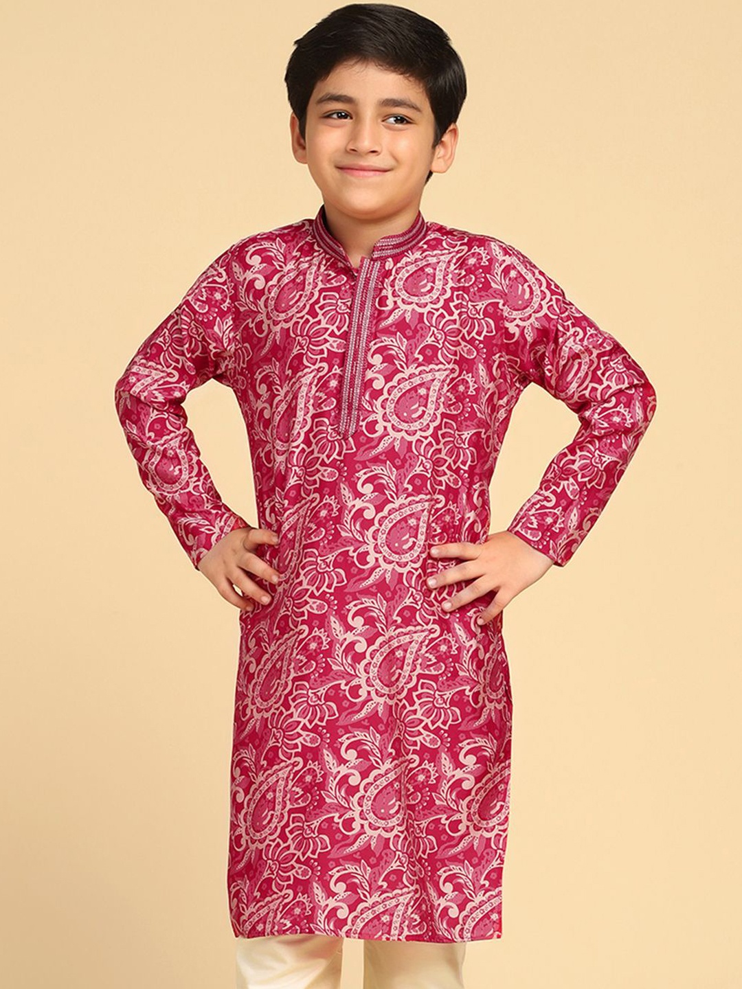 KISAH Boys Paisley Printed Mandarin Collar Neck Long Sleeves Cotton Blend Straight Kurta, Pink
KISAH Boys Paisley Printed Mandarin Collar Neck Long Sleeves Cotton Blend Straight Kurta, Pink