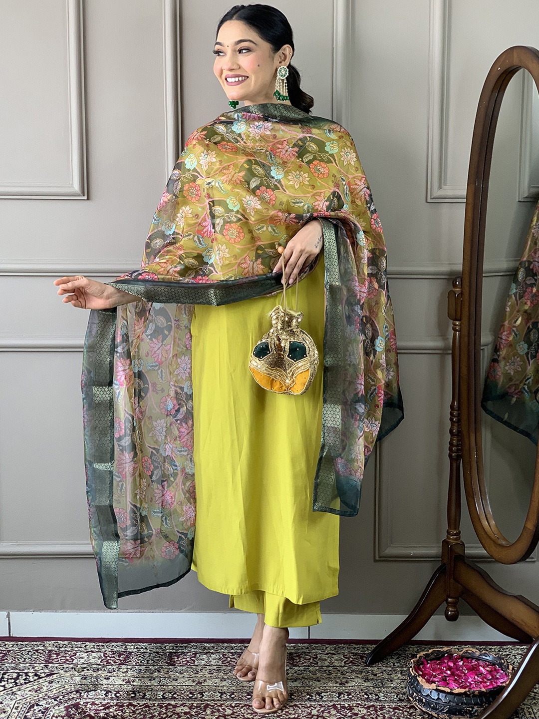 KALINI Women Floral Yoke Design Regular Sequinned Kurta with Trousers & With Dupatta, Lime green
KALINI Women Floral Yoke Design Regular Sequinned Kurta with Trousers & With Dupatta, Lime green
