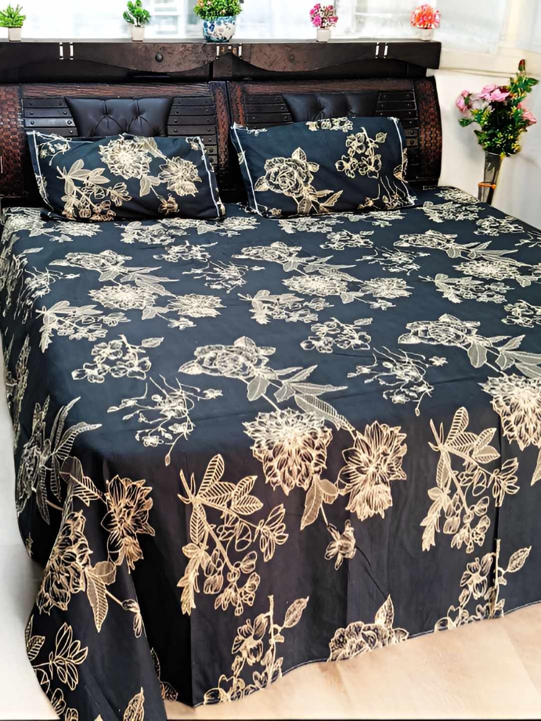 V.R.ENTERPRISES Black Floral Printed 210 TC Cotton Queen Bedsheet with 2 Pillow Covers
V.R.ENTERPRISES Black Floral Printed 210 TC Cotton Queen Bedsheet with 2 Pillow Covers