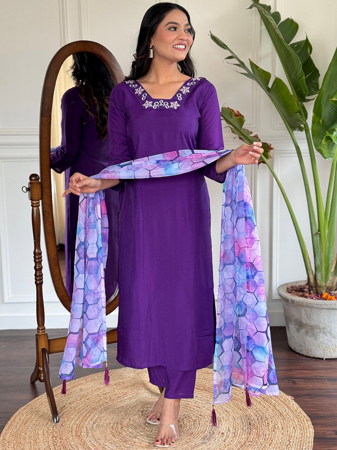 KALINI Floral Yoke Design Sequinned Square Neck Straight Kurta With Trouser & Dupatta, Lavender
KALINI Floral Yoke Design Sequinned Square Neck Straight Kurta With Trouser & Dupatta, Lavender
