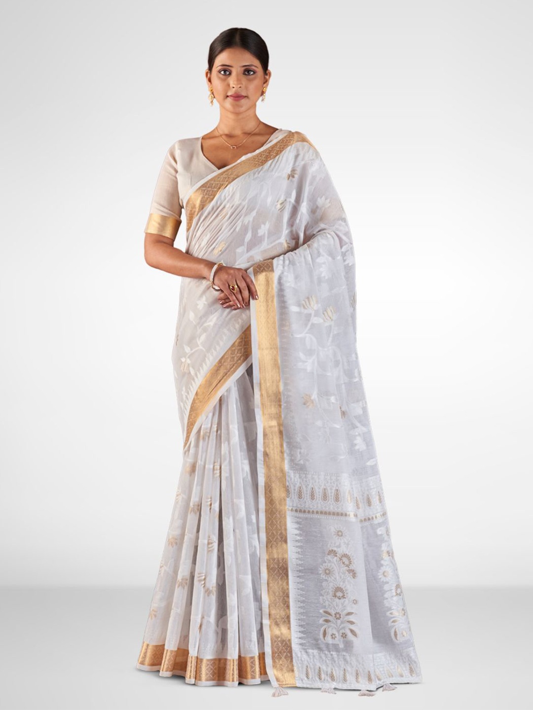 SARHA Saira Floral Pure Cotton White with long floral design Colour, Floral Zari Saree
SARHA Saira Floral Pure Cotton White with long floral design Colour, Floral Zari Saree