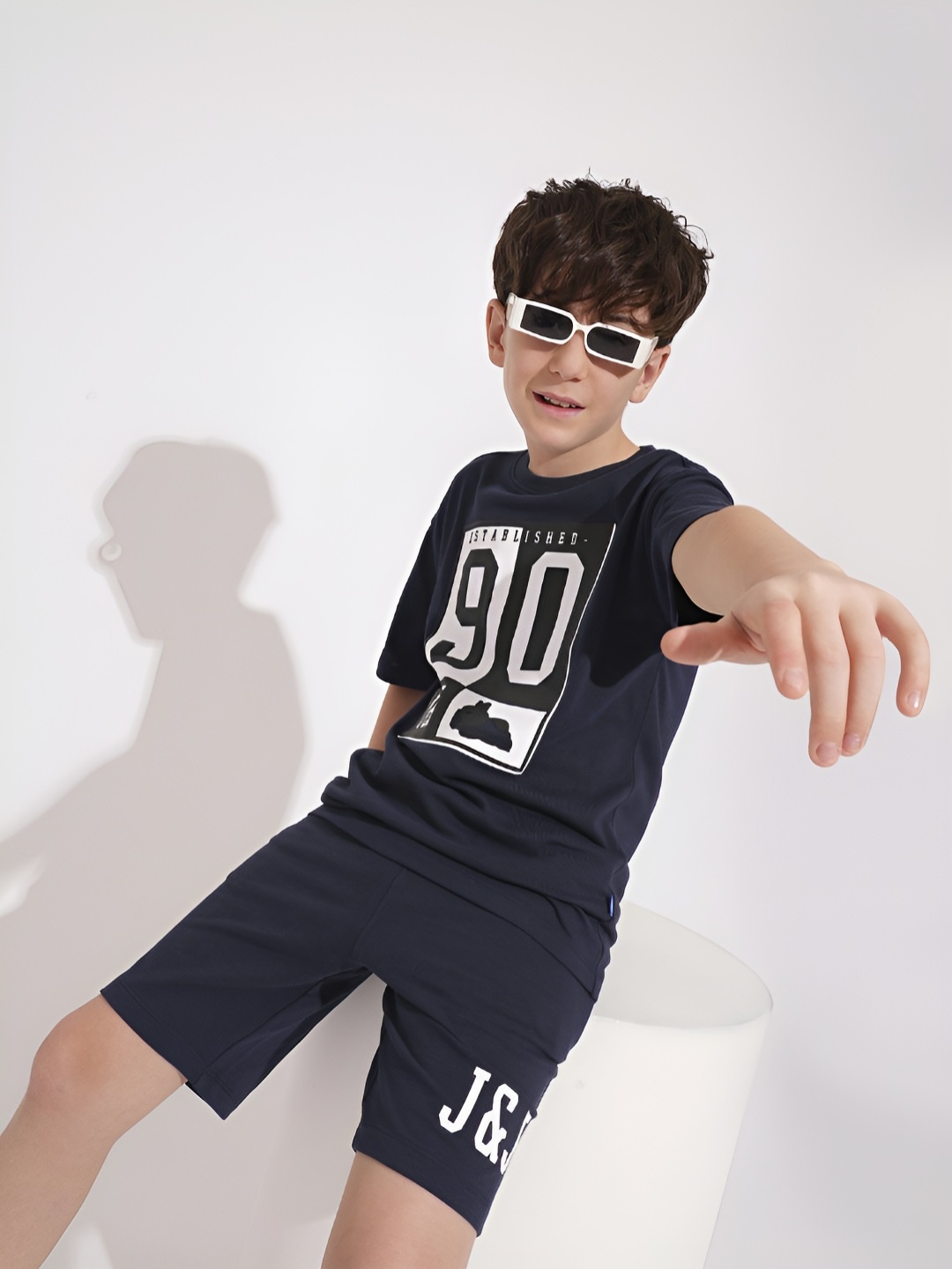 Jack & Jones Junior Boys Typography Printed Round Neck Cotton Oversized T-shirt, Navy blue
Jack & Jones Junior Boys Typography Printed Round Neck Cotton Oversized T-shirt, Navy blue